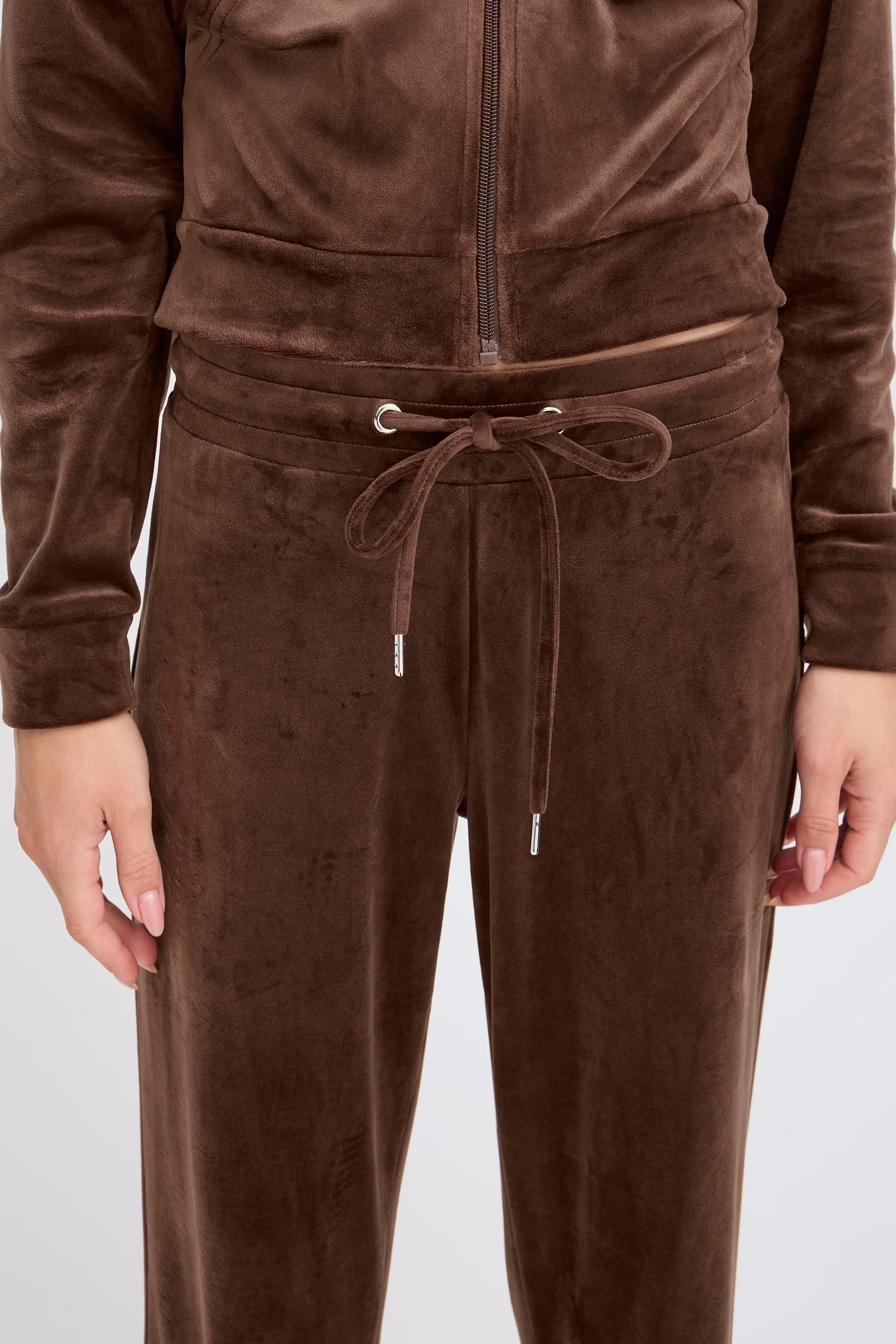 BYMITZA Joggedrakt LOOKBOOK DETAIL 20810786-191419