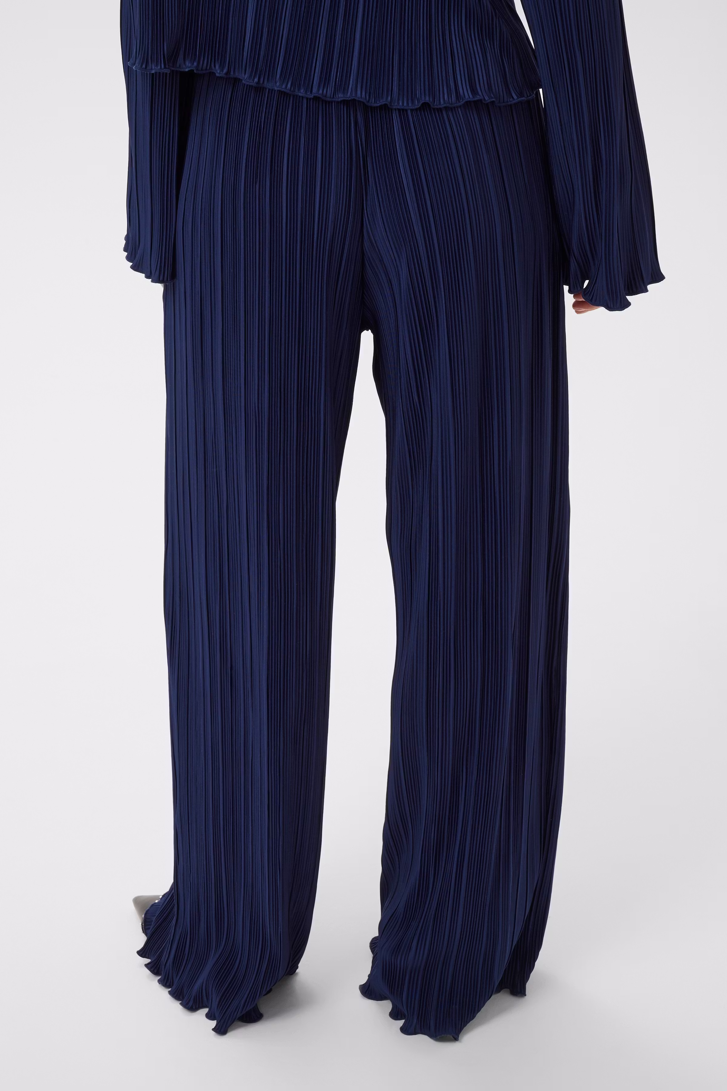 ZuniSZ Hose LOOKBOOK BACK 30515026-193810