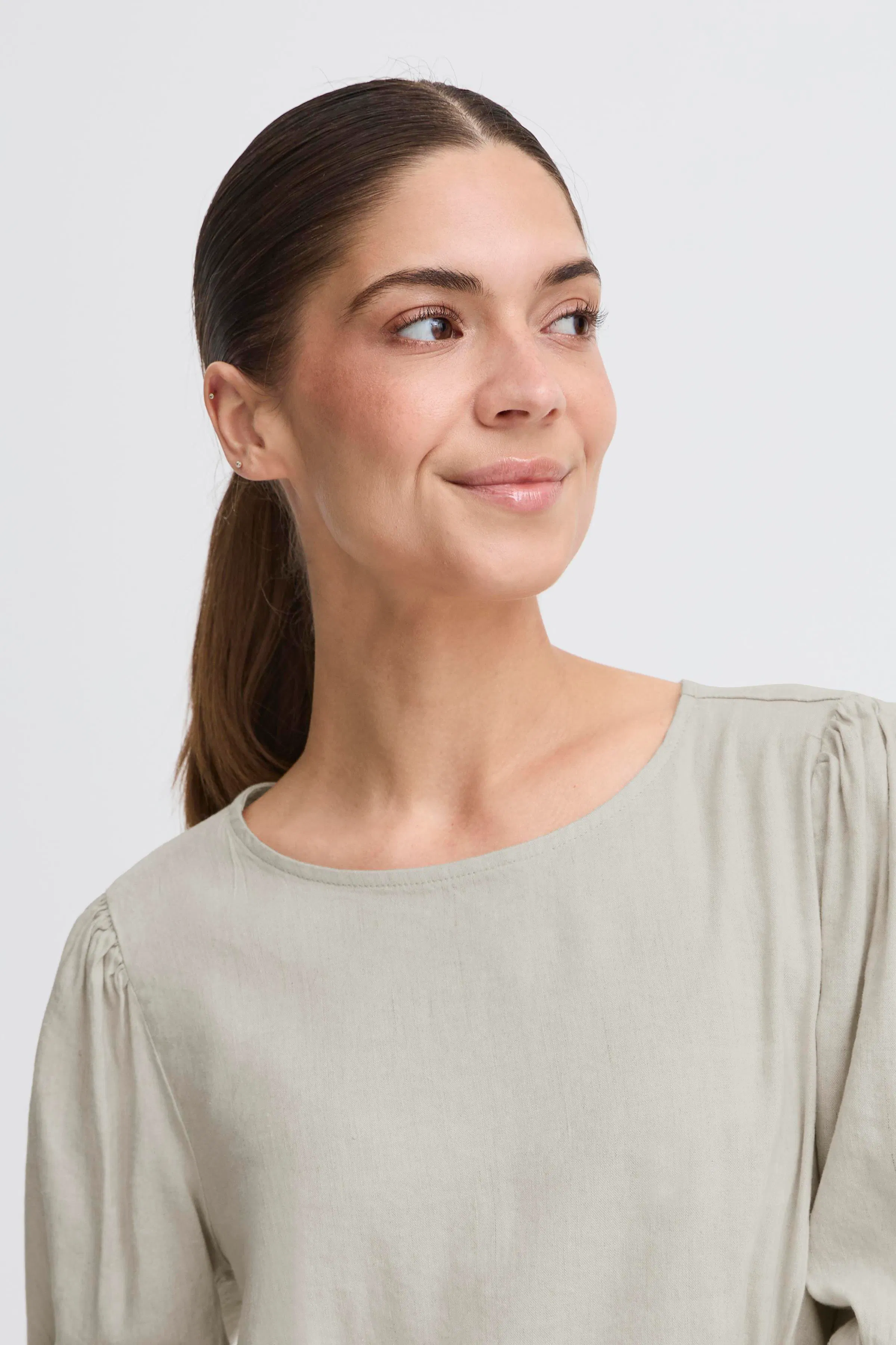 PZLUCA Kjole LOOKBOOK DETAIL 50210430-1309071