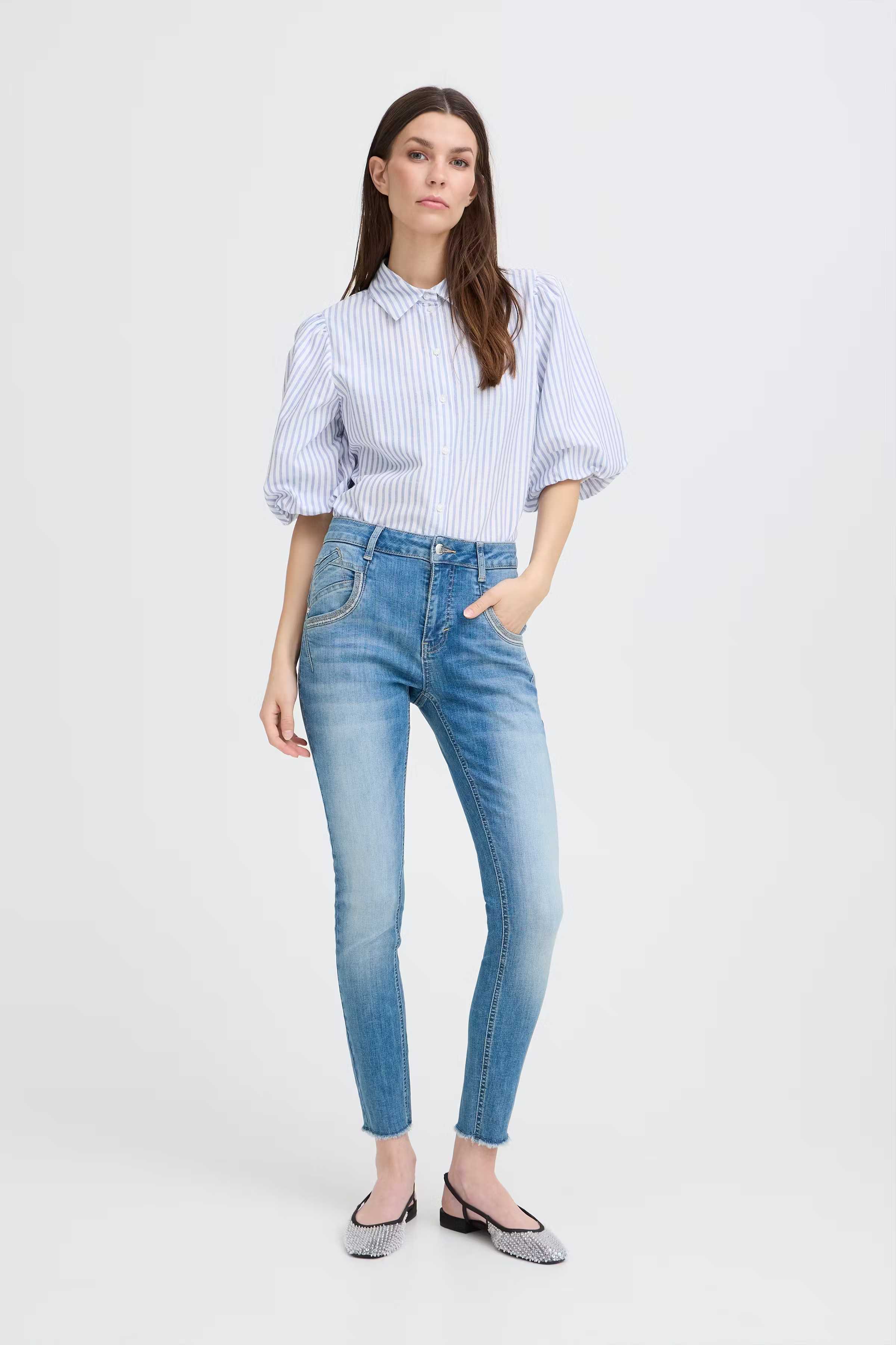 PZCARMEN HW SKINNY LEG LOOKBOOK FRONT 50210303-200008