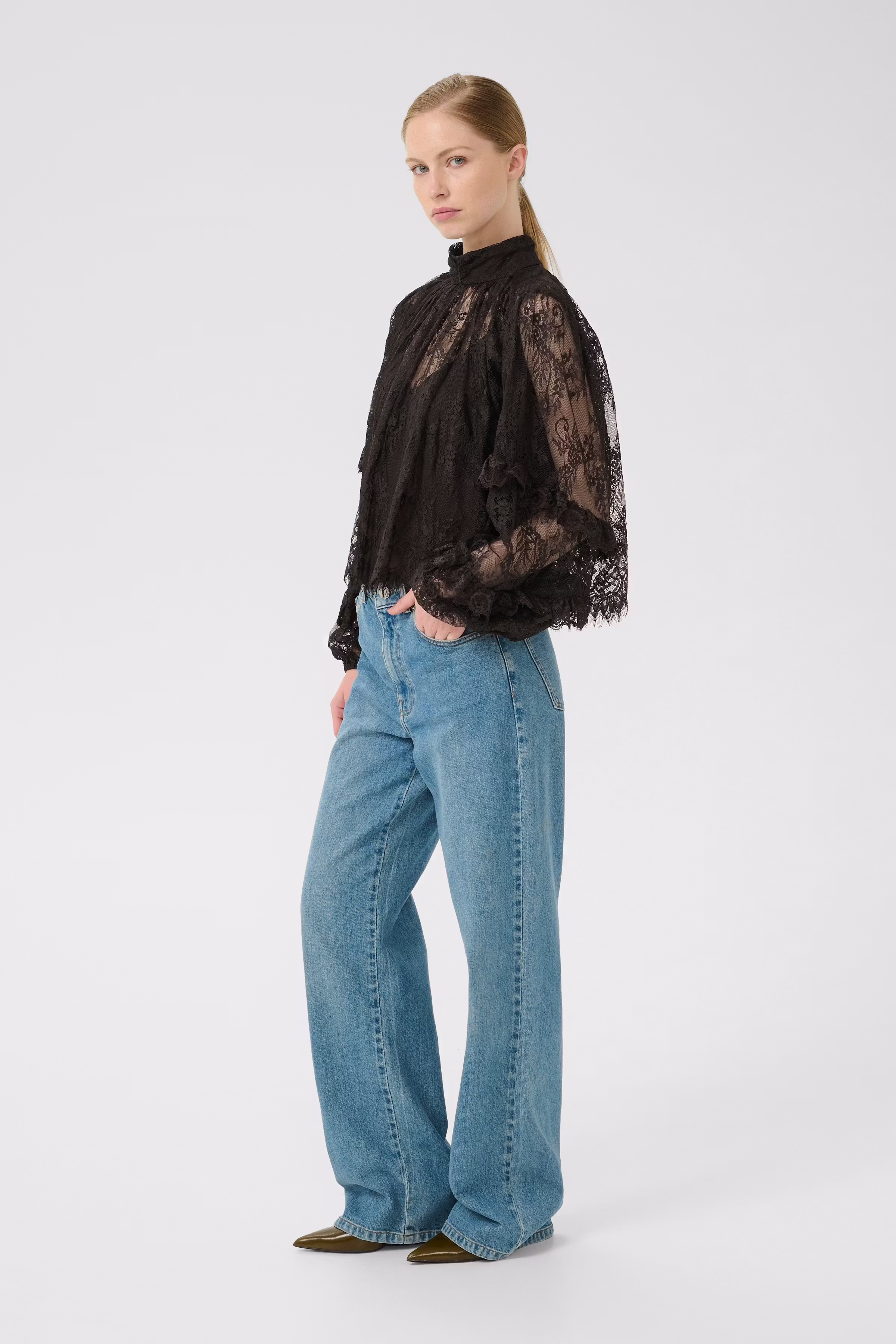 GZlami Blouse LOOKBOOK FRONT 10910810-191018