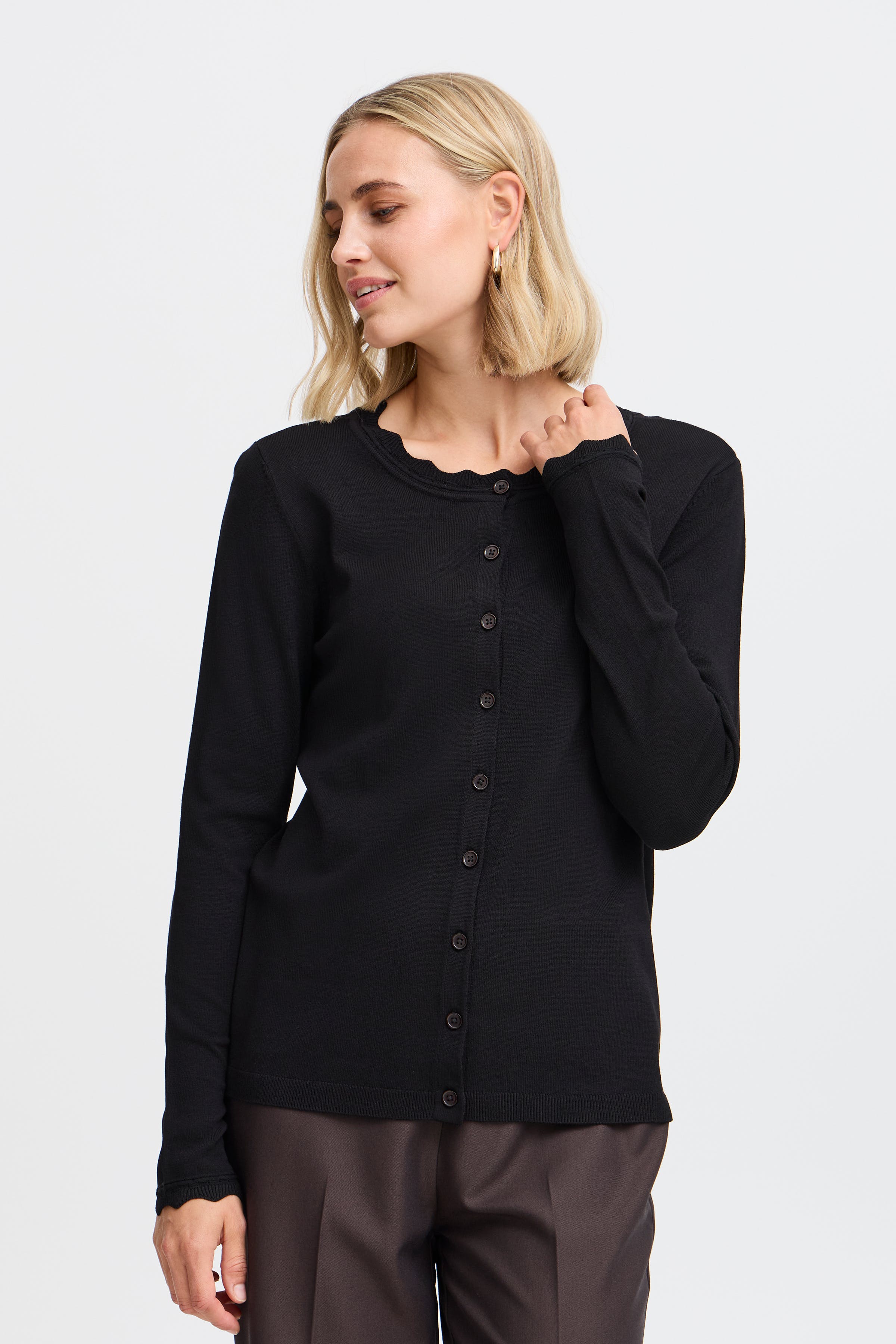 FRCLIA Cardigan LOOKBOOK FRONT 20614974-200113