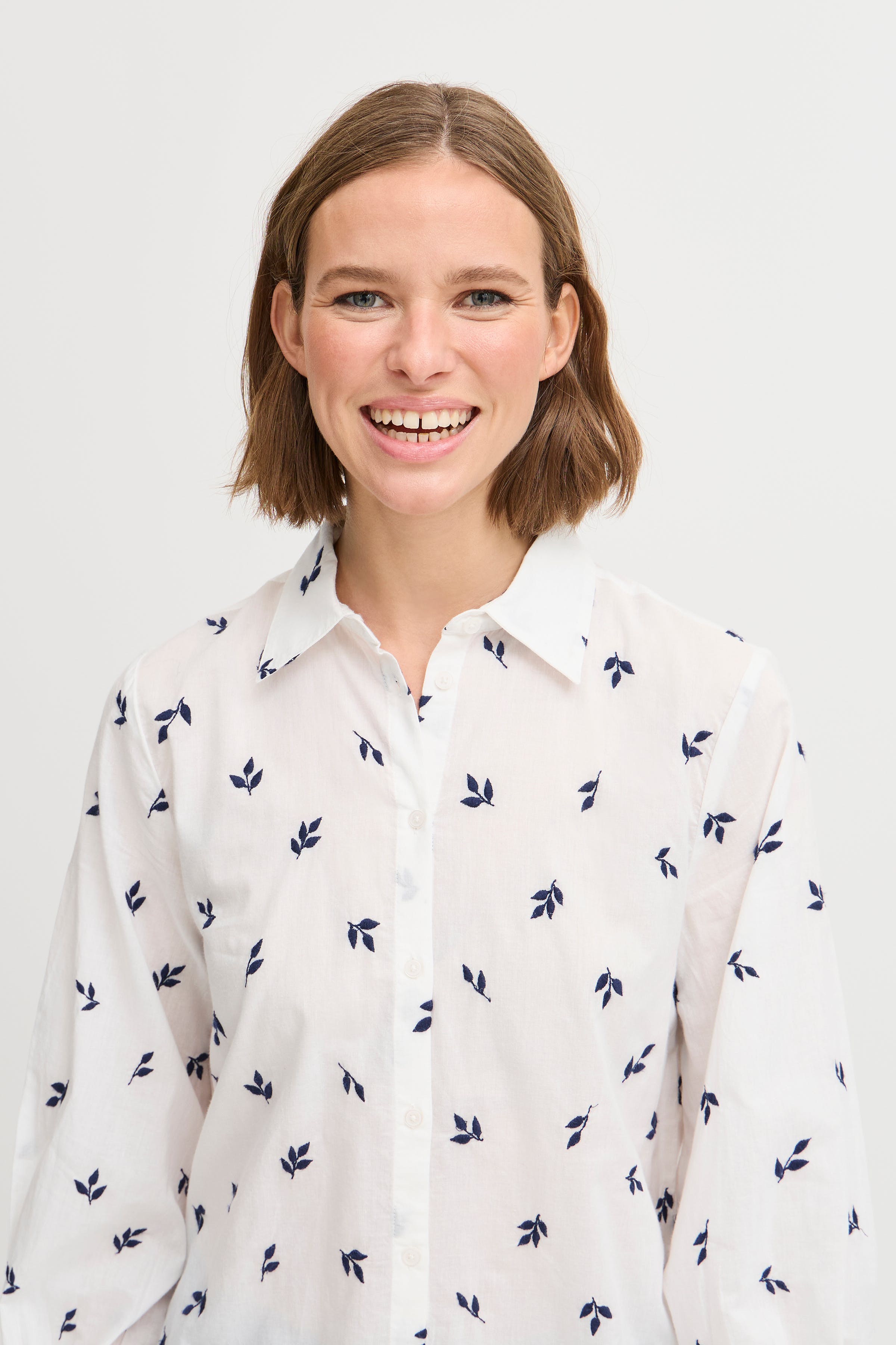 BYJADIS Shirt LOOKBOOK DETAIL 20815247-204208