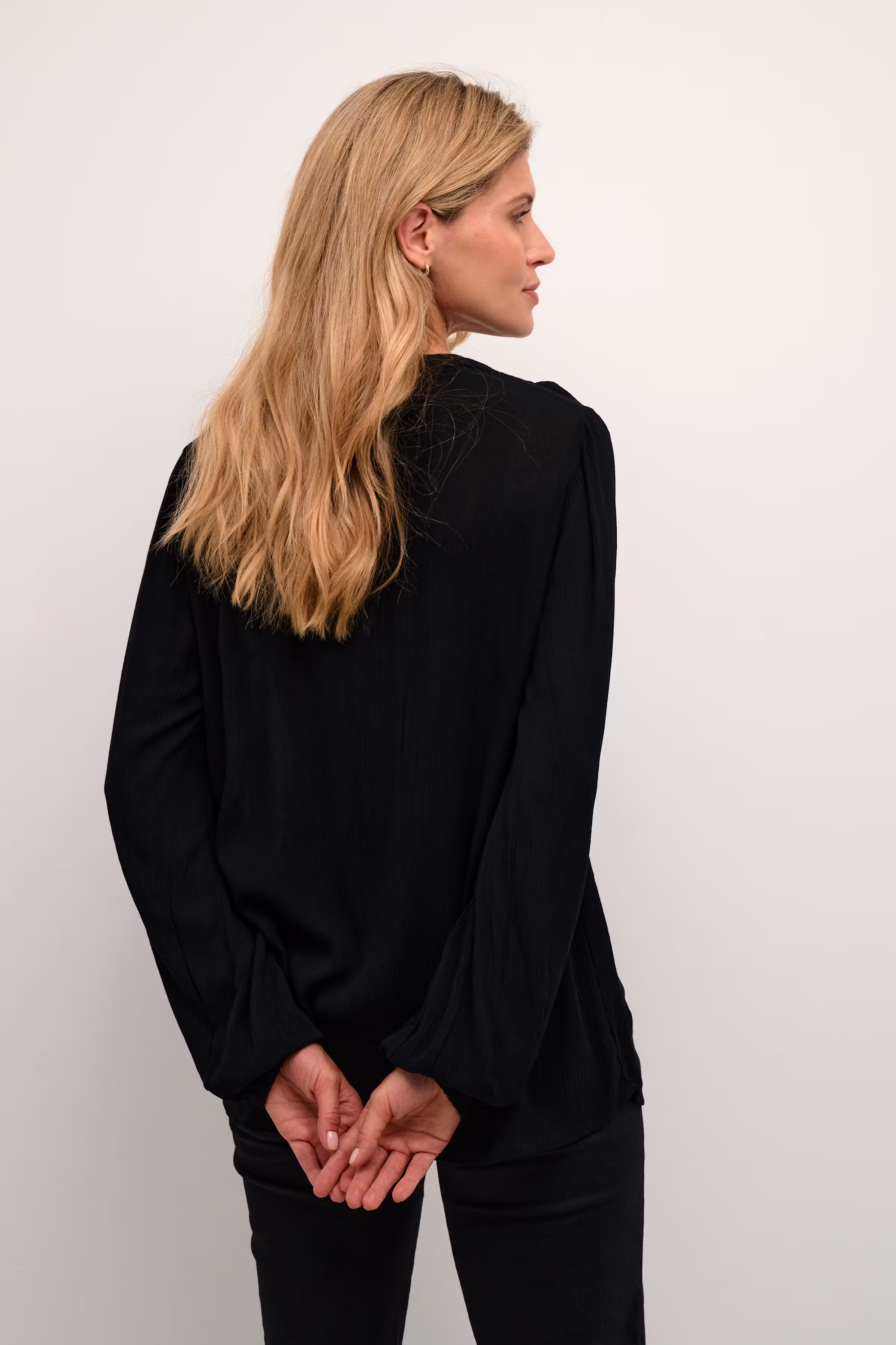 BPlouise Bluse LOOKBOOK BACK 10590633-100121B