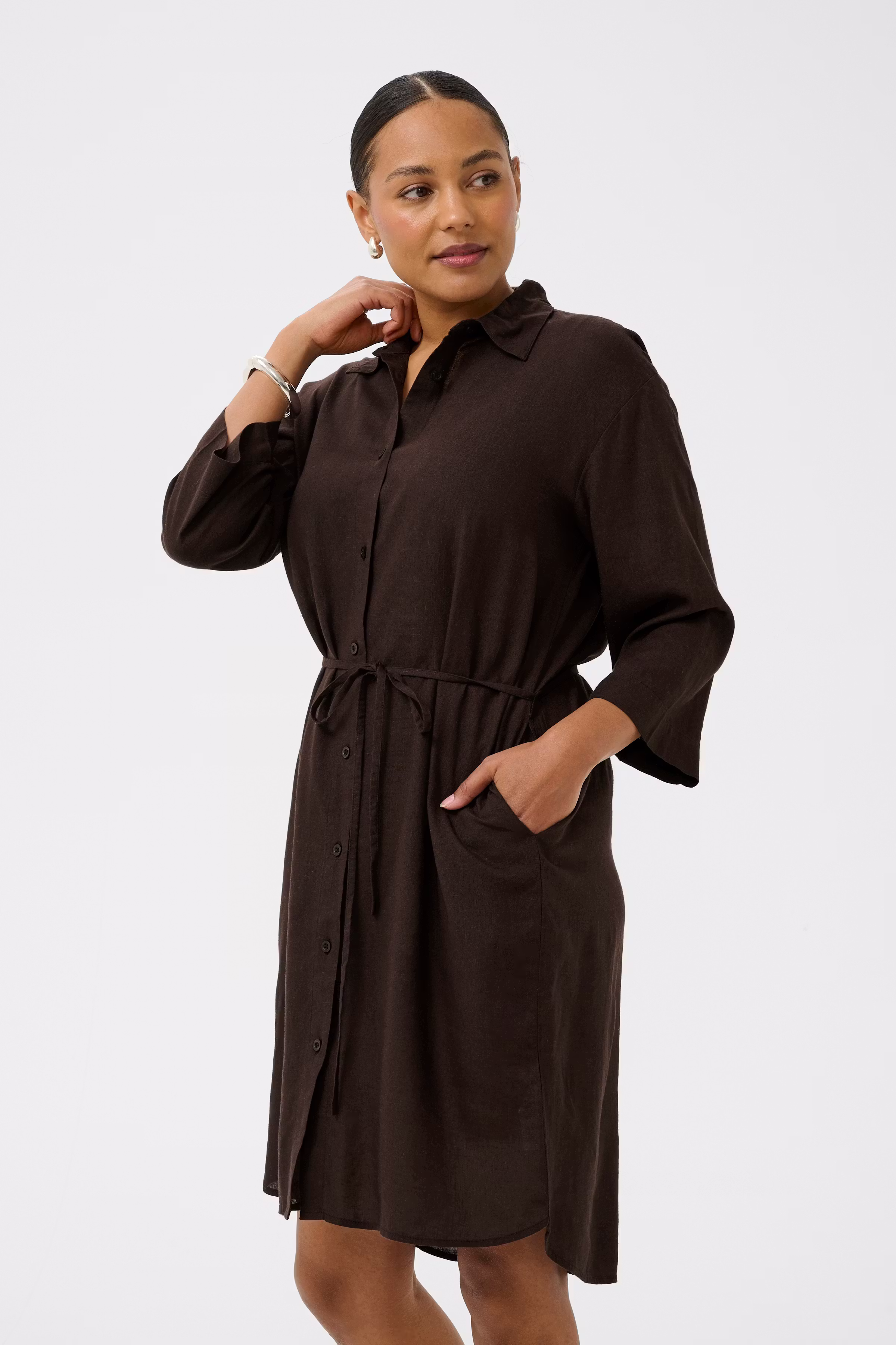 KAmilia Skjorte LOOKBOOK FRONT 10511470-191111