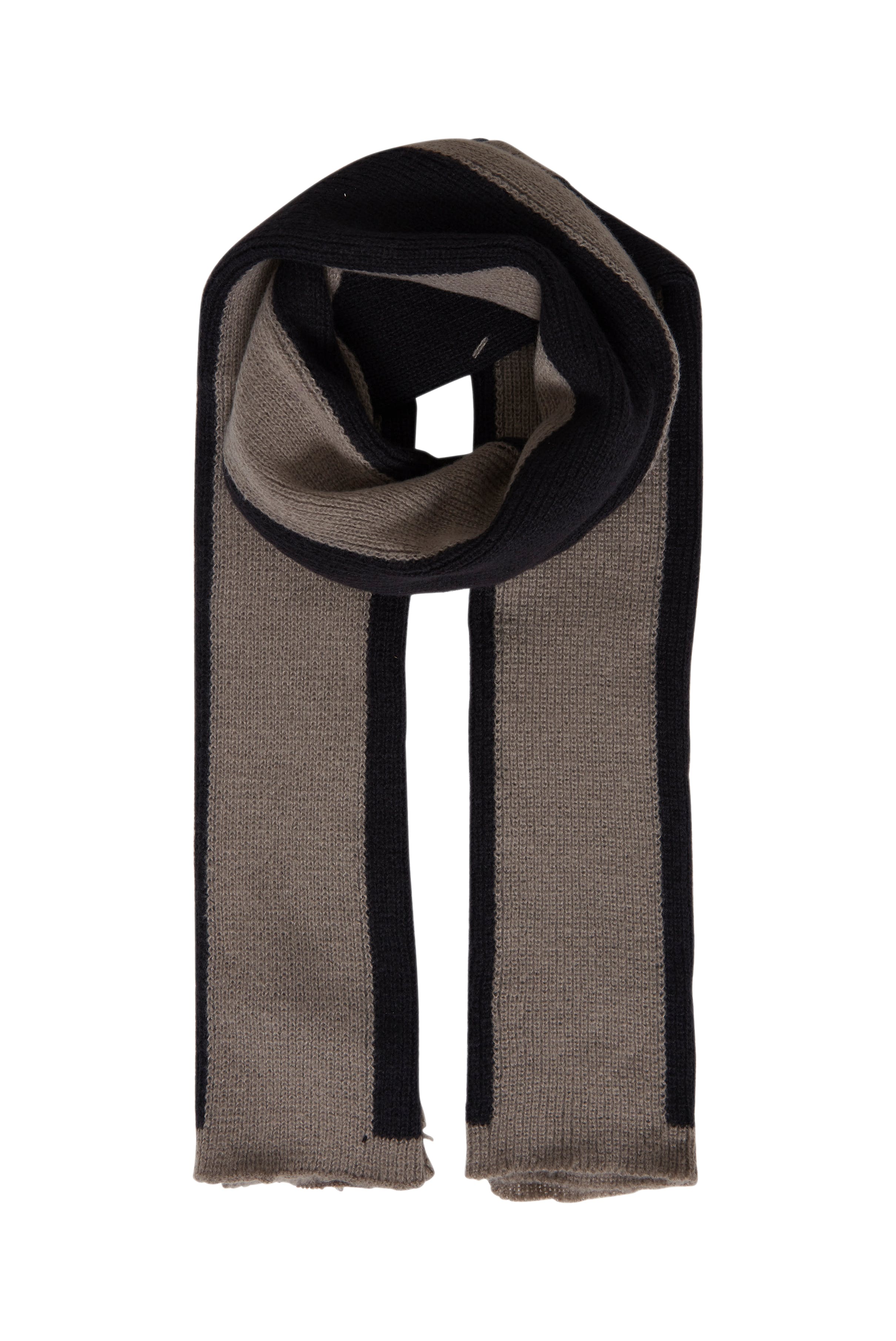 IATHORA Scarf PACK FRONT 20121726-194008