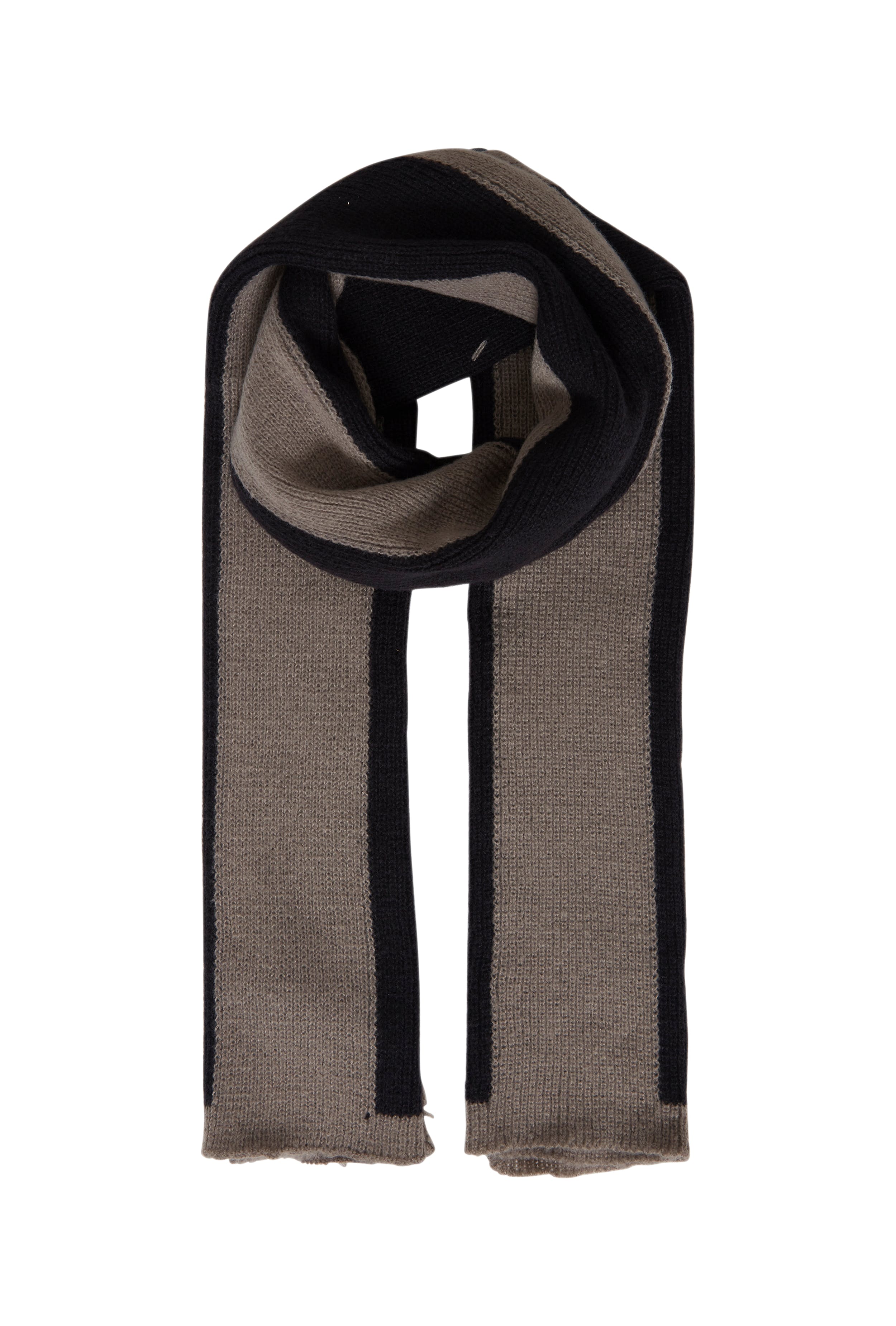 IATHORA Scarf PACK FRONT 20121726-194008