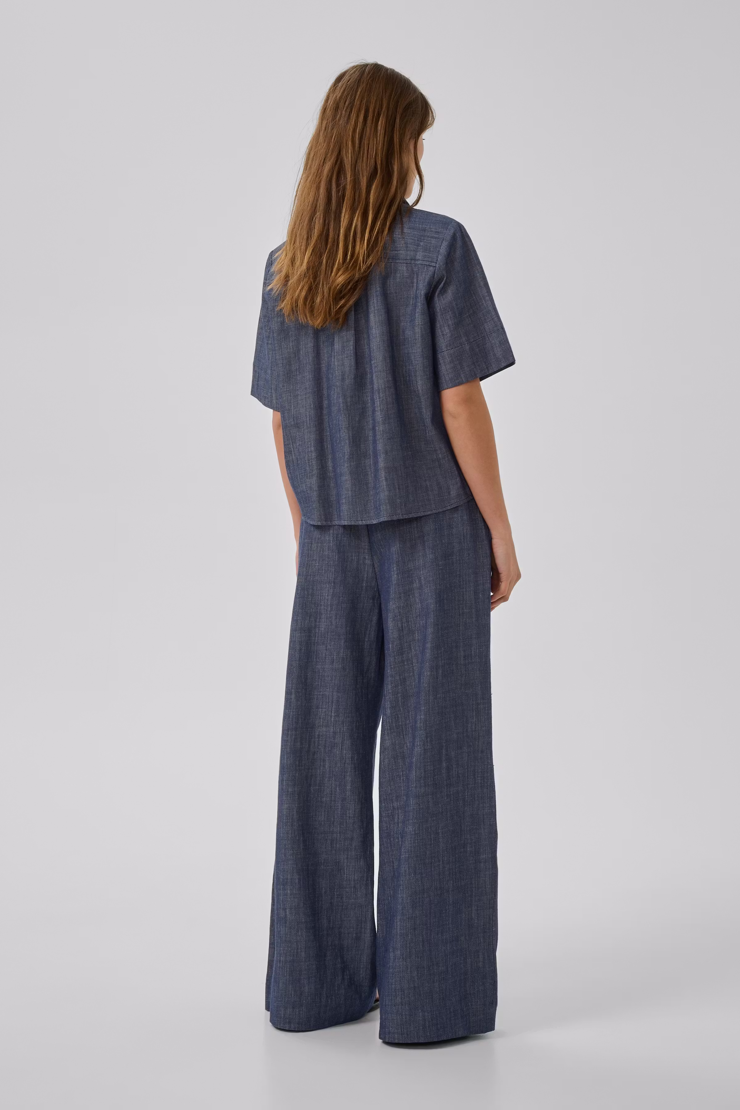 MWDazzie Shirt LOOKBOOK BACK 10705591-100061