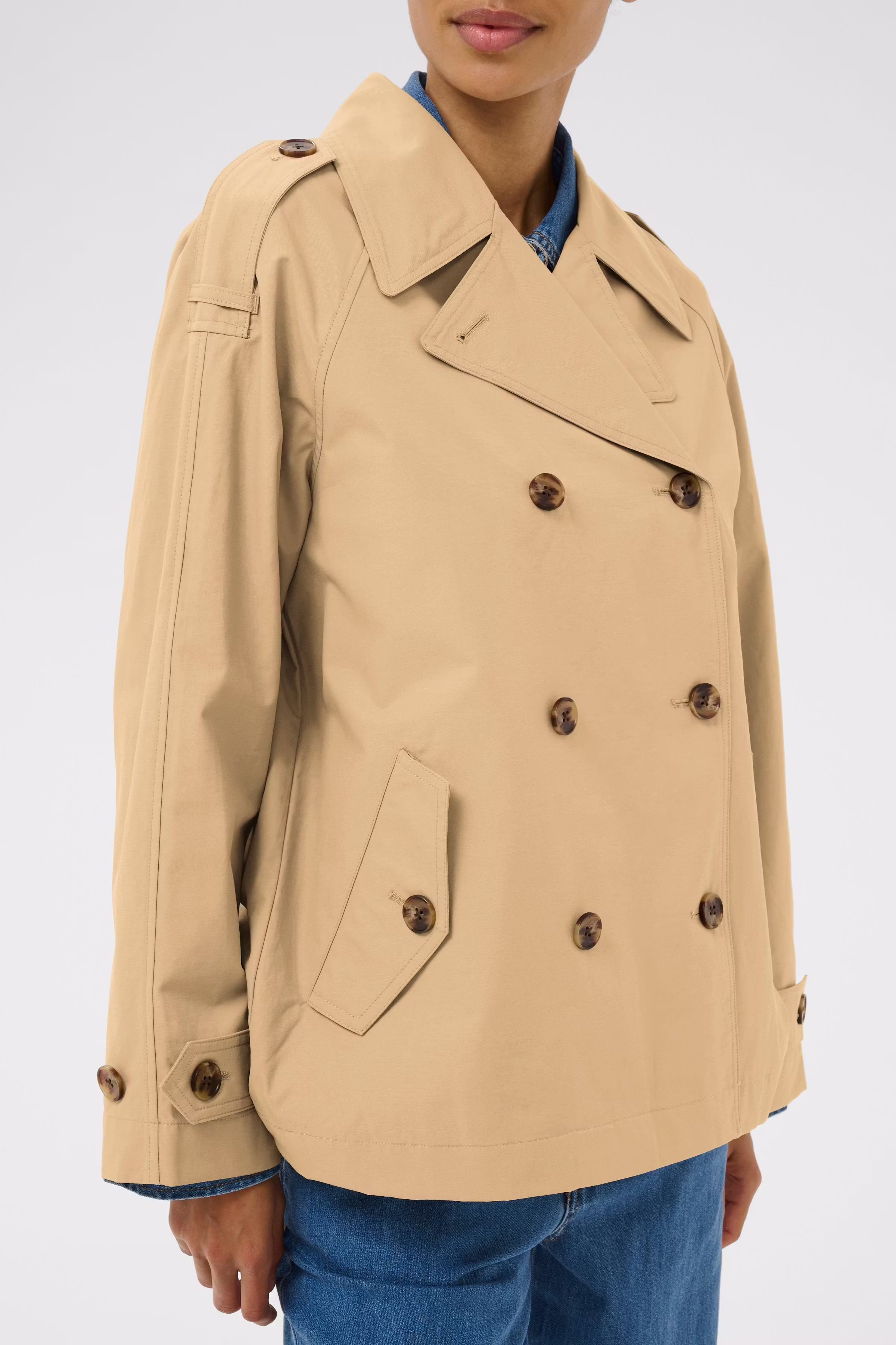 YunaPW Outerwear LOOKBOOK BACK 30310249-151114