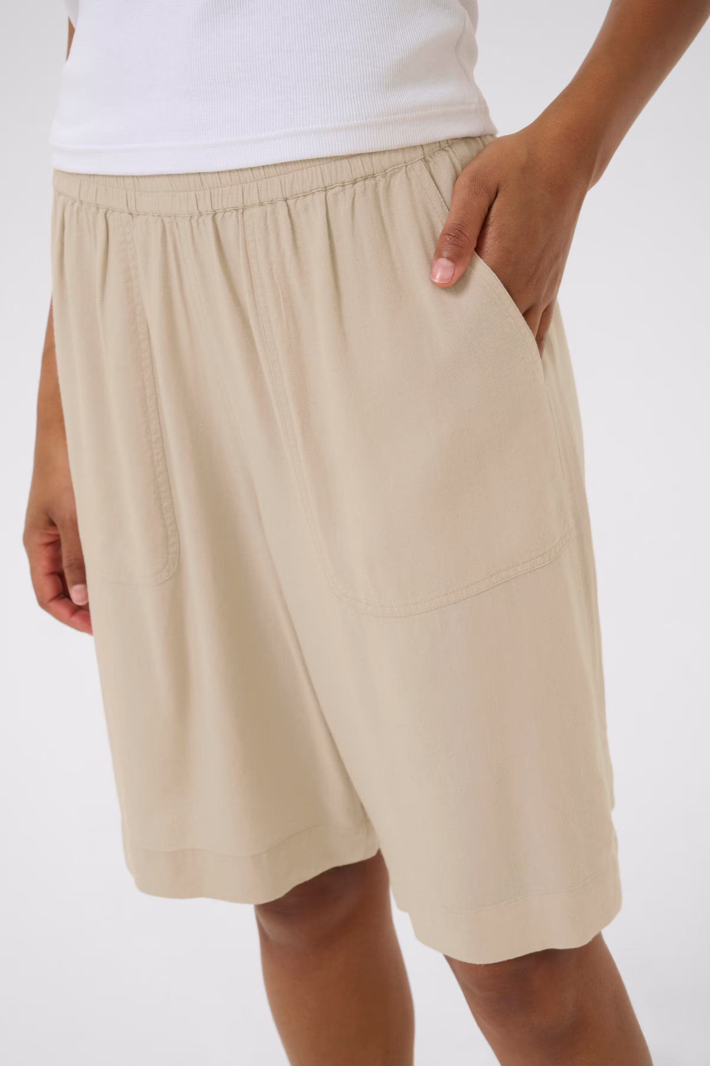 KAmilia Linen Shorts LOOKBOOK DETAIL 10509668-151305