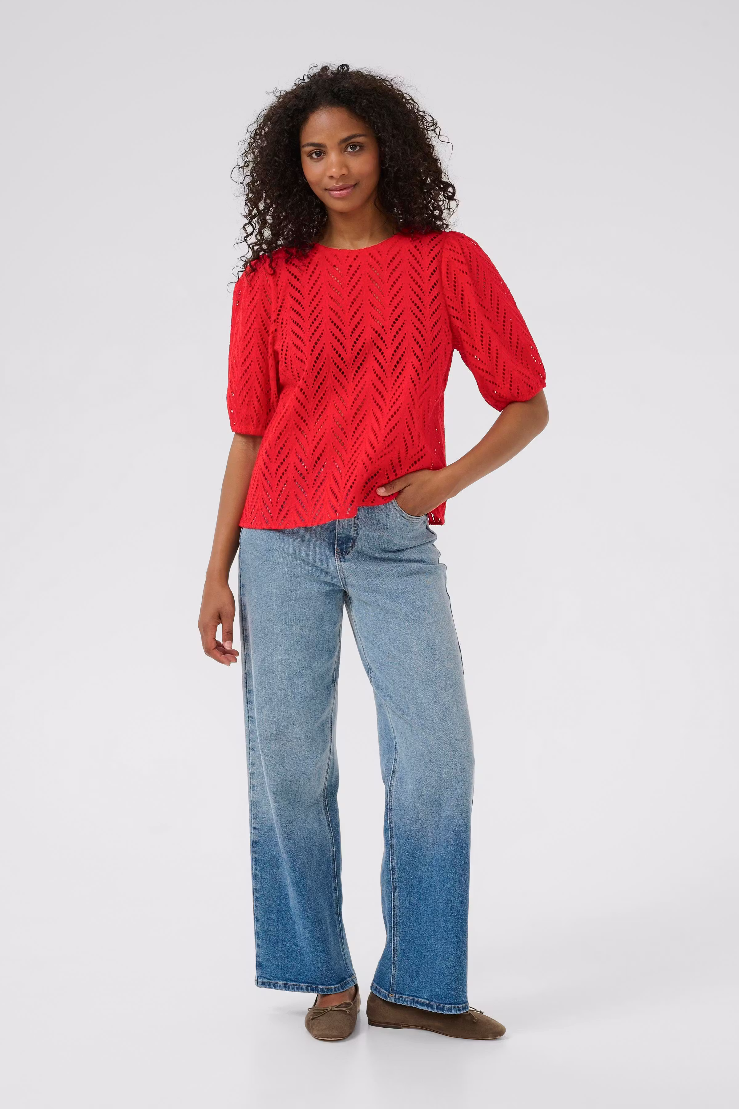 KAteri Blouse LOOKBOOK FRONT 10510112-191664