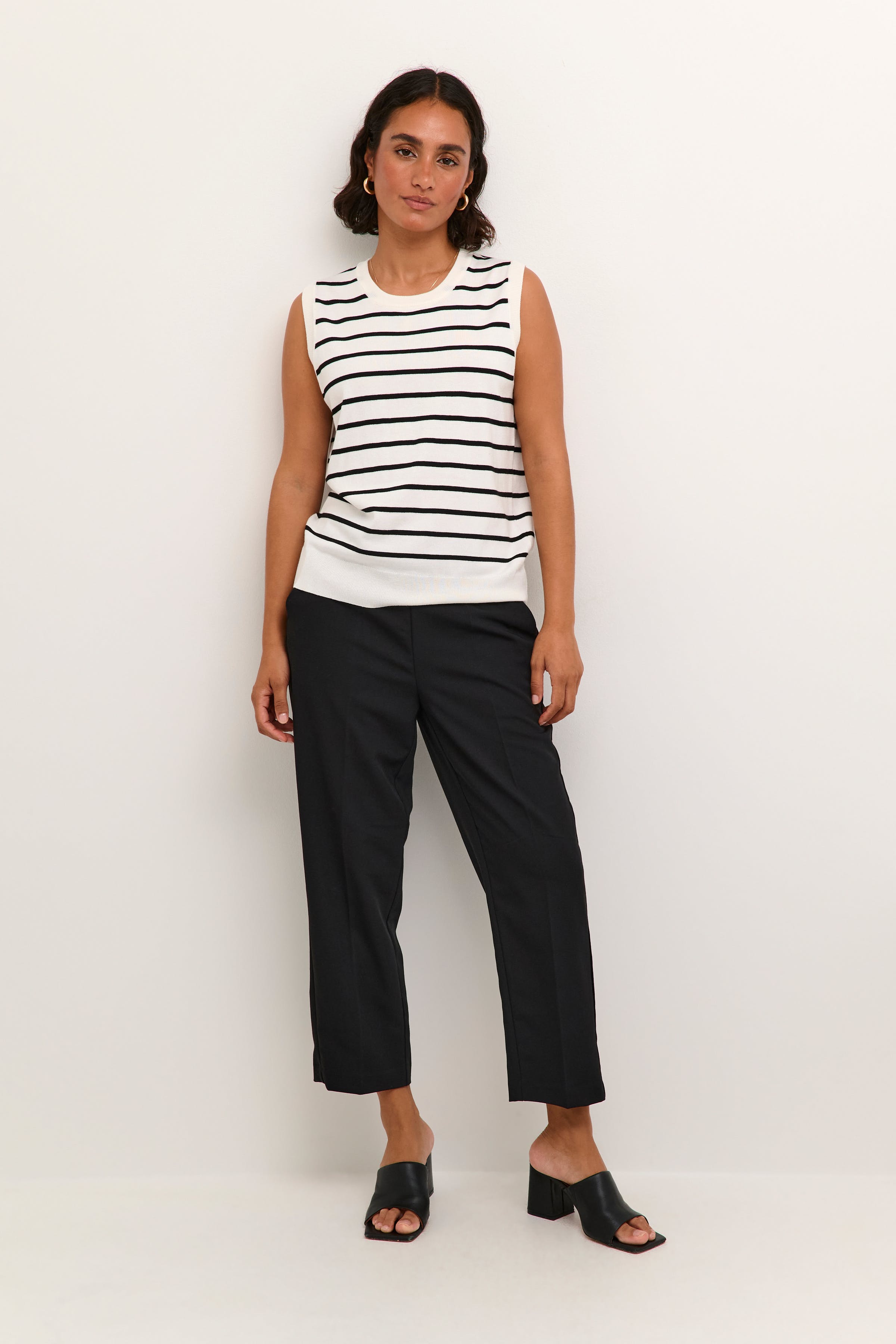 KAlizza Slipover LOOKBOOK FRONT 10508539-105727