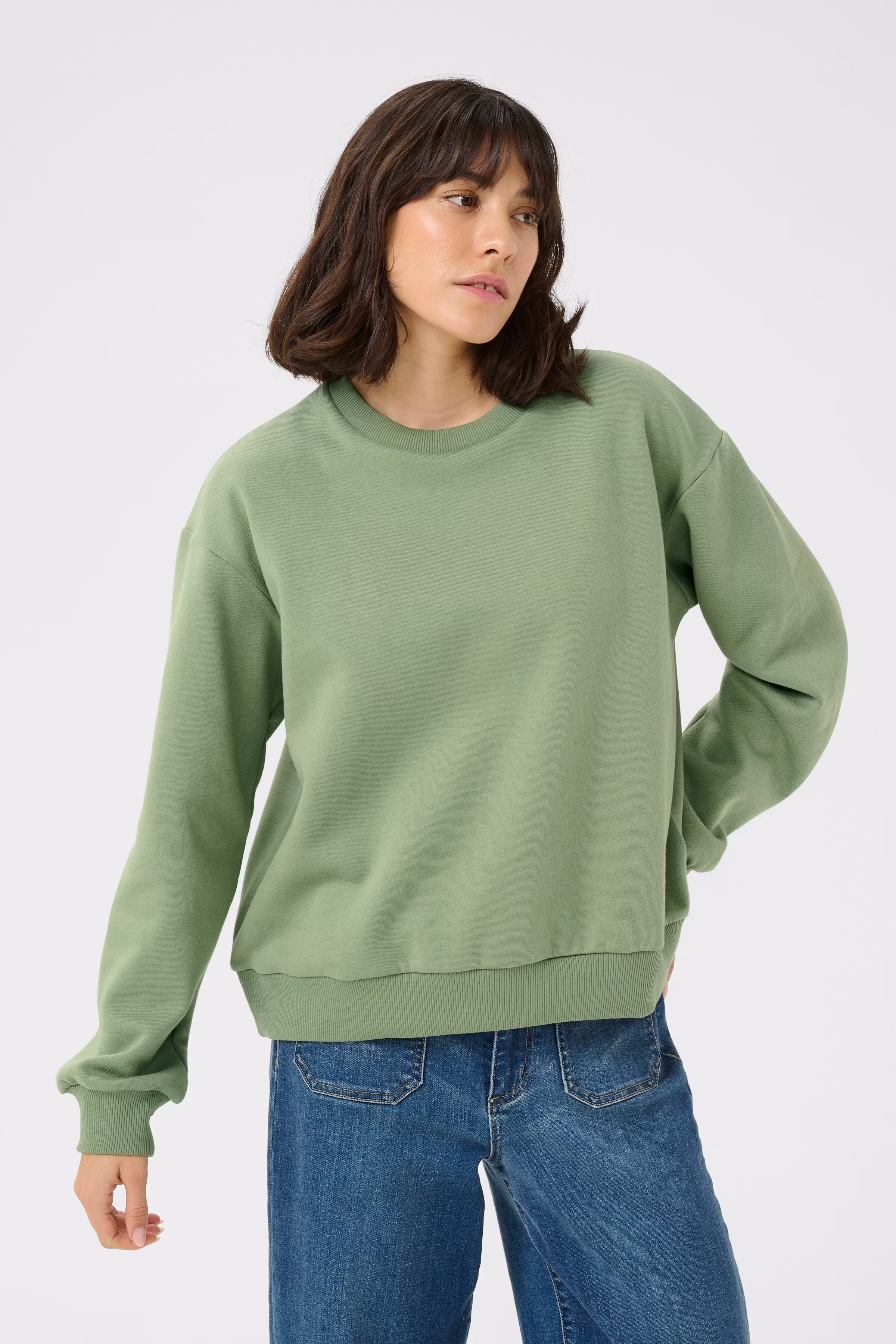 KAhazel Sweatshirt LOOKBOOK FRONT 10552396-170115