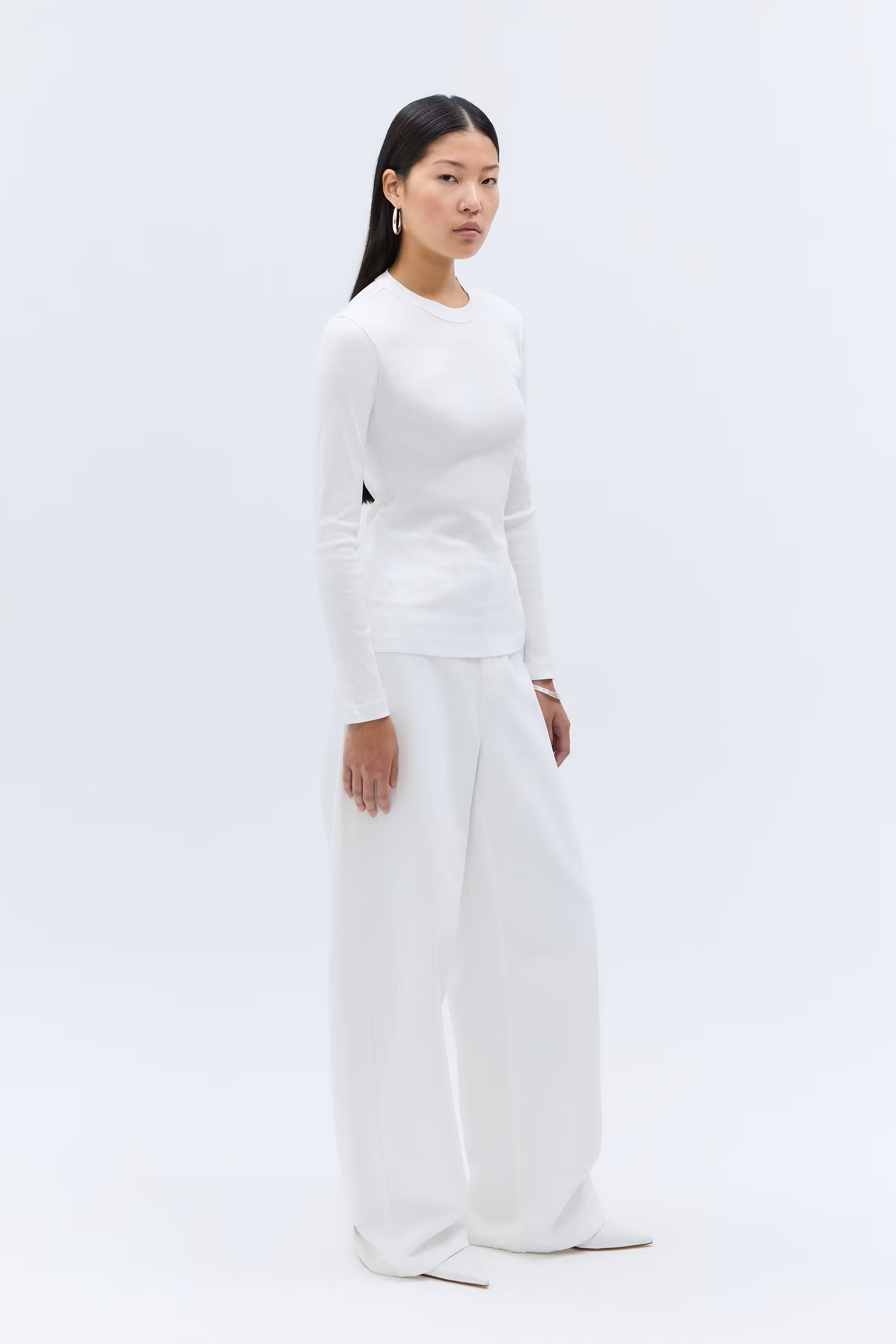 IOKOLLINA T-shirt LOOKBOOK FRONT 30600544-WH001