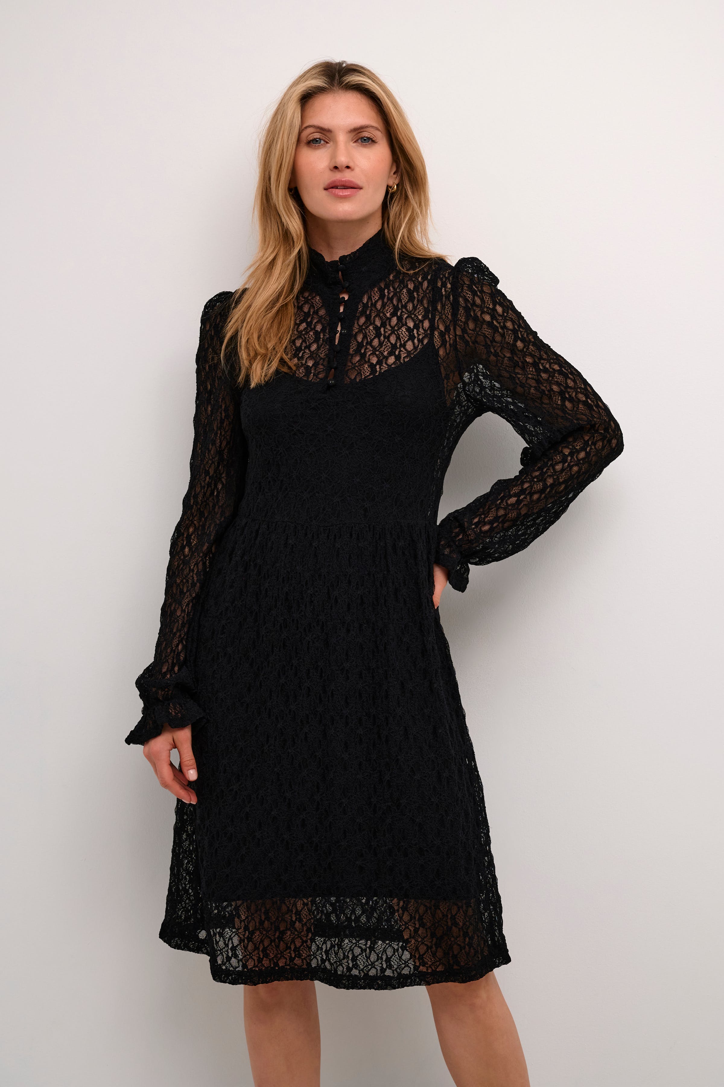 CRTamara Kleid LOOKBOOK FRONT 10612961-100120