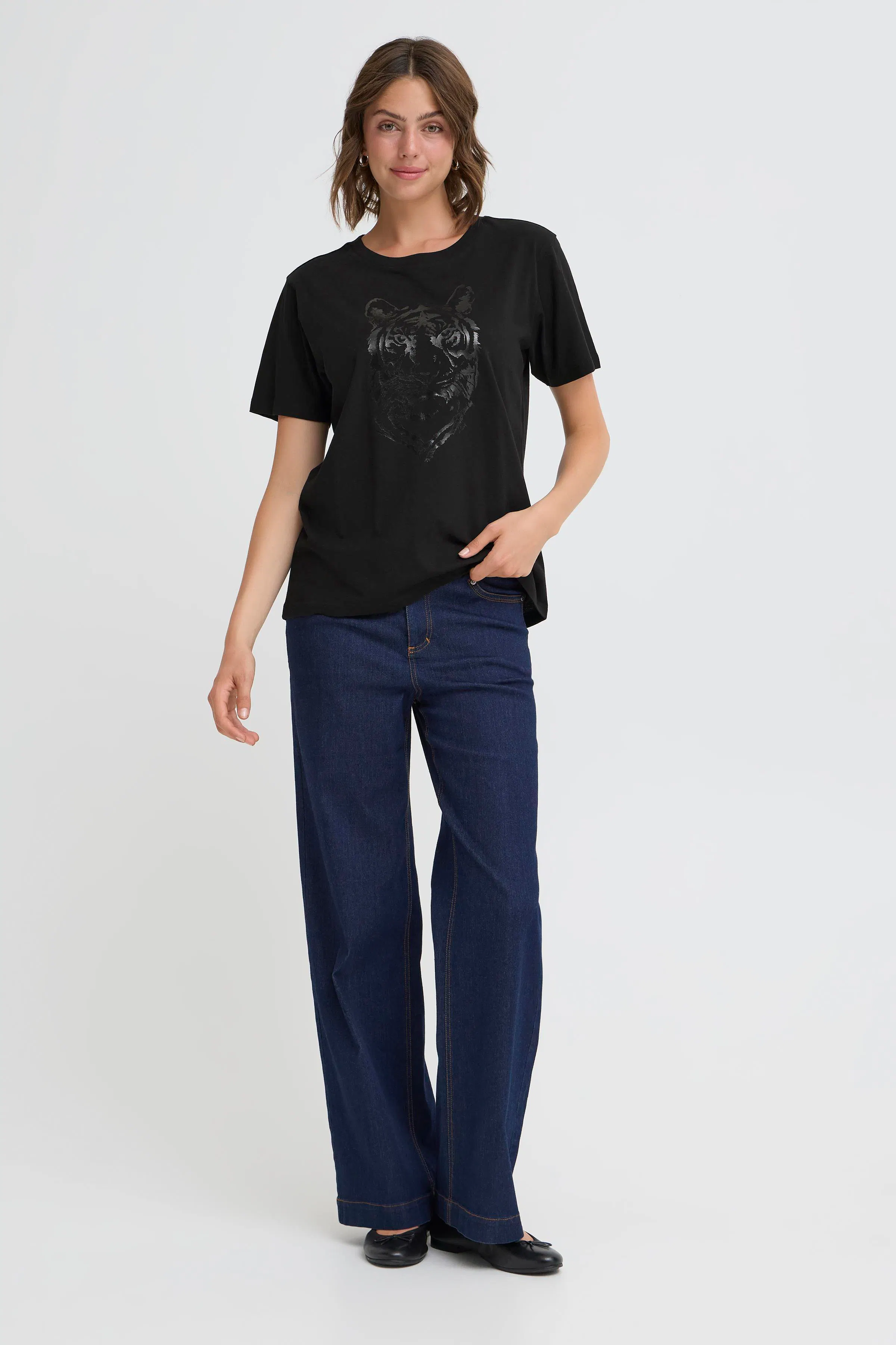 FRLILIANA T-shirt LOOKBOOK FRONT 20617352-900003138