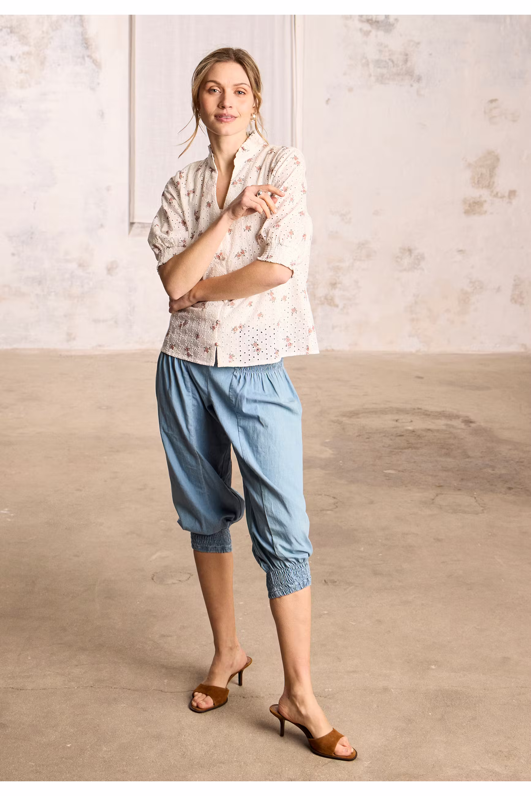 PZJILL Capri pants LOCATION NONE 50210771-200008