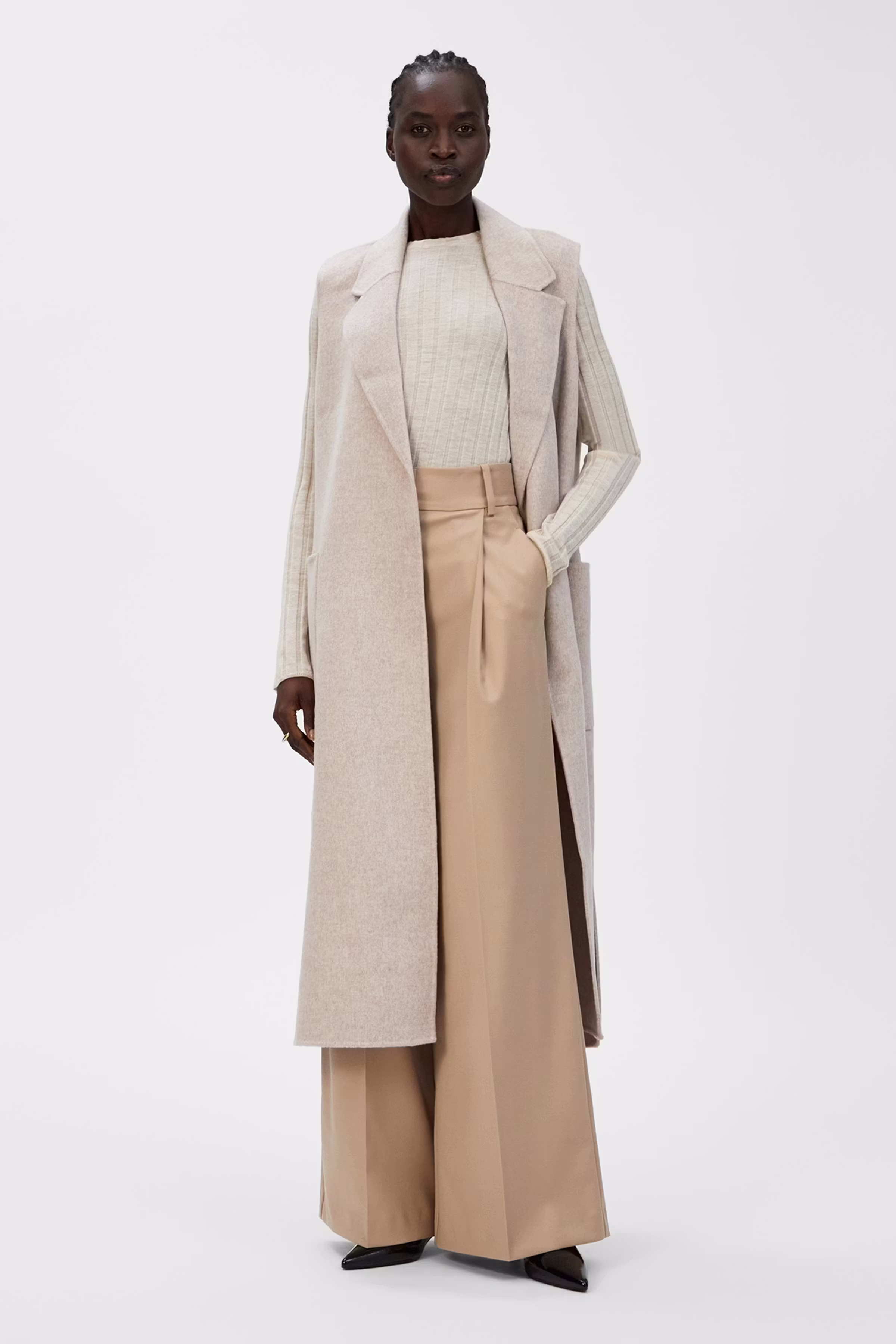 CLARISSA Coat LOOKBOOK FRONT 30600177-BE399