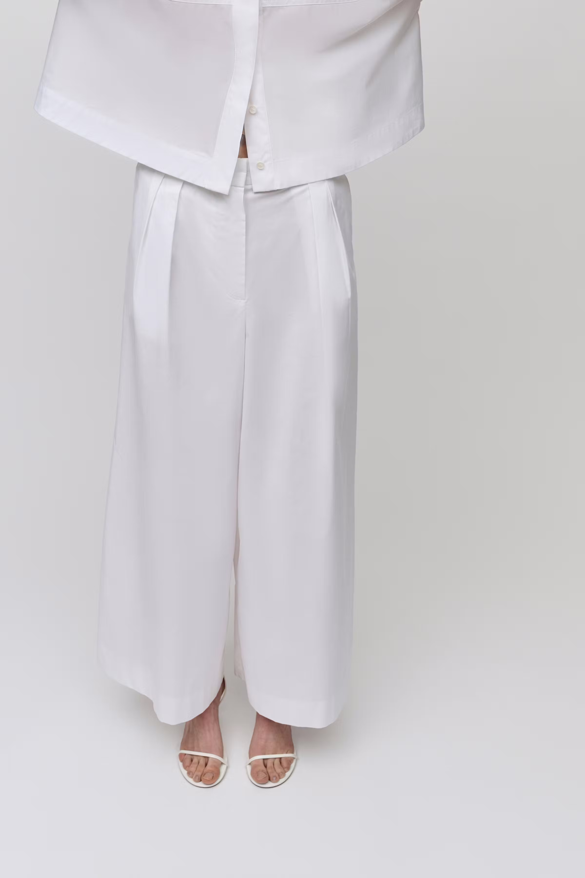 IOPIERINA Trousers LOOKBOOK FRONT 30600520-WH001