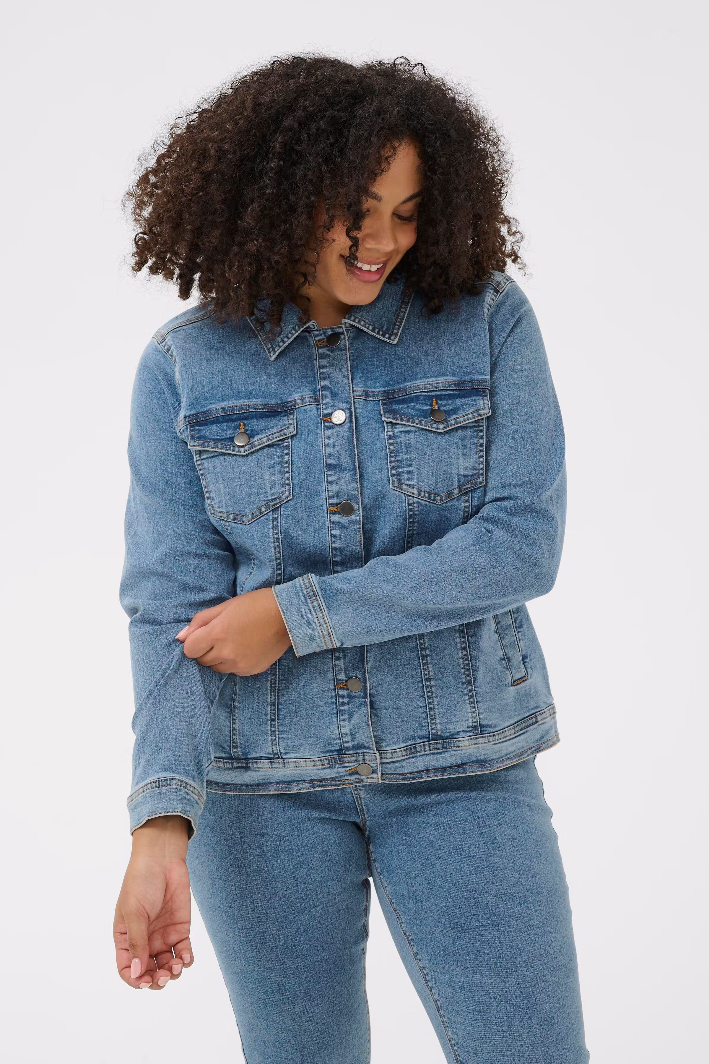 KCvilana Casual jakke LOOKBOOK FRONT 10584088-103166