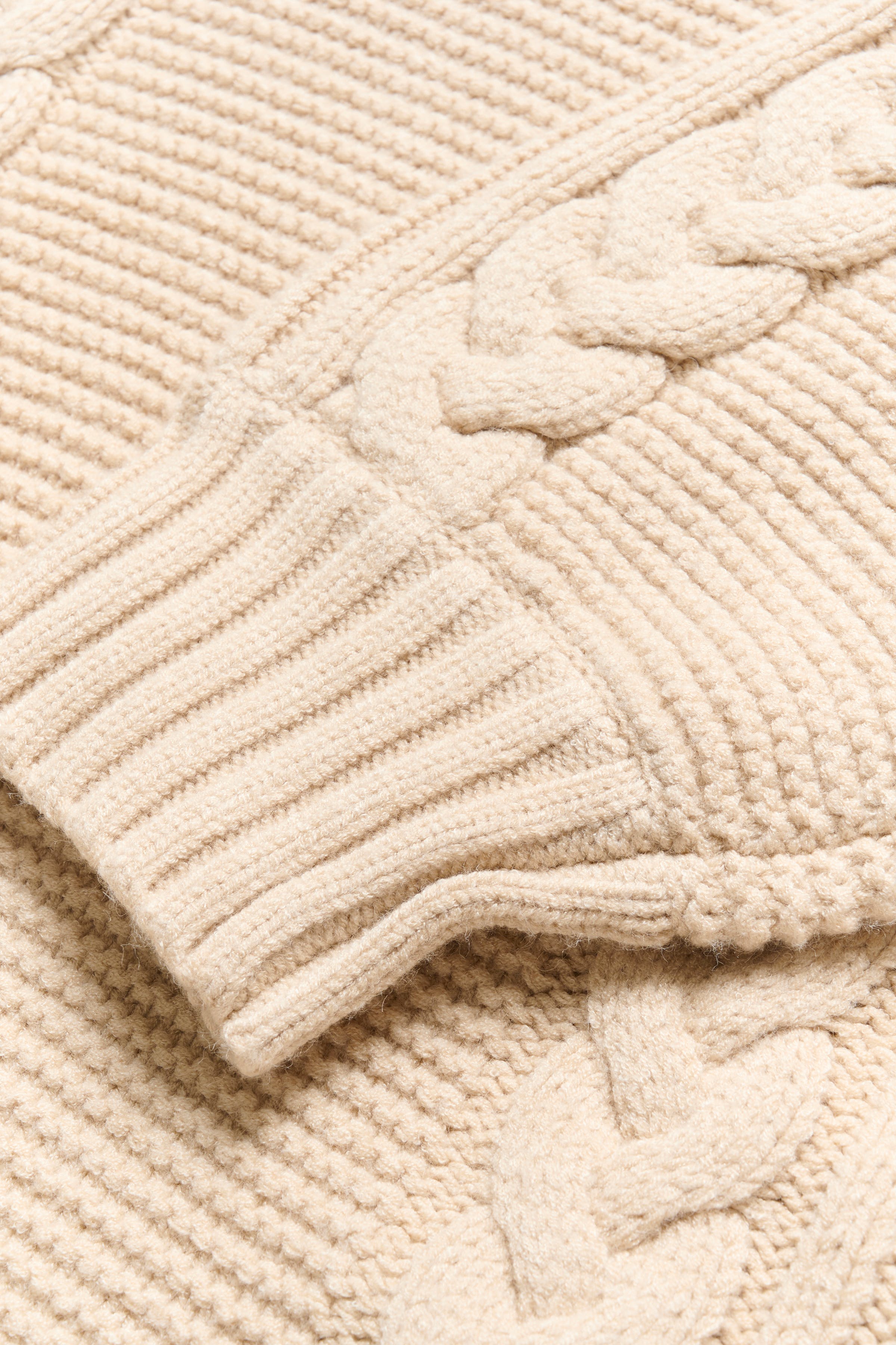 KBTaila Pullover PACK DETAIL 10105322-120703