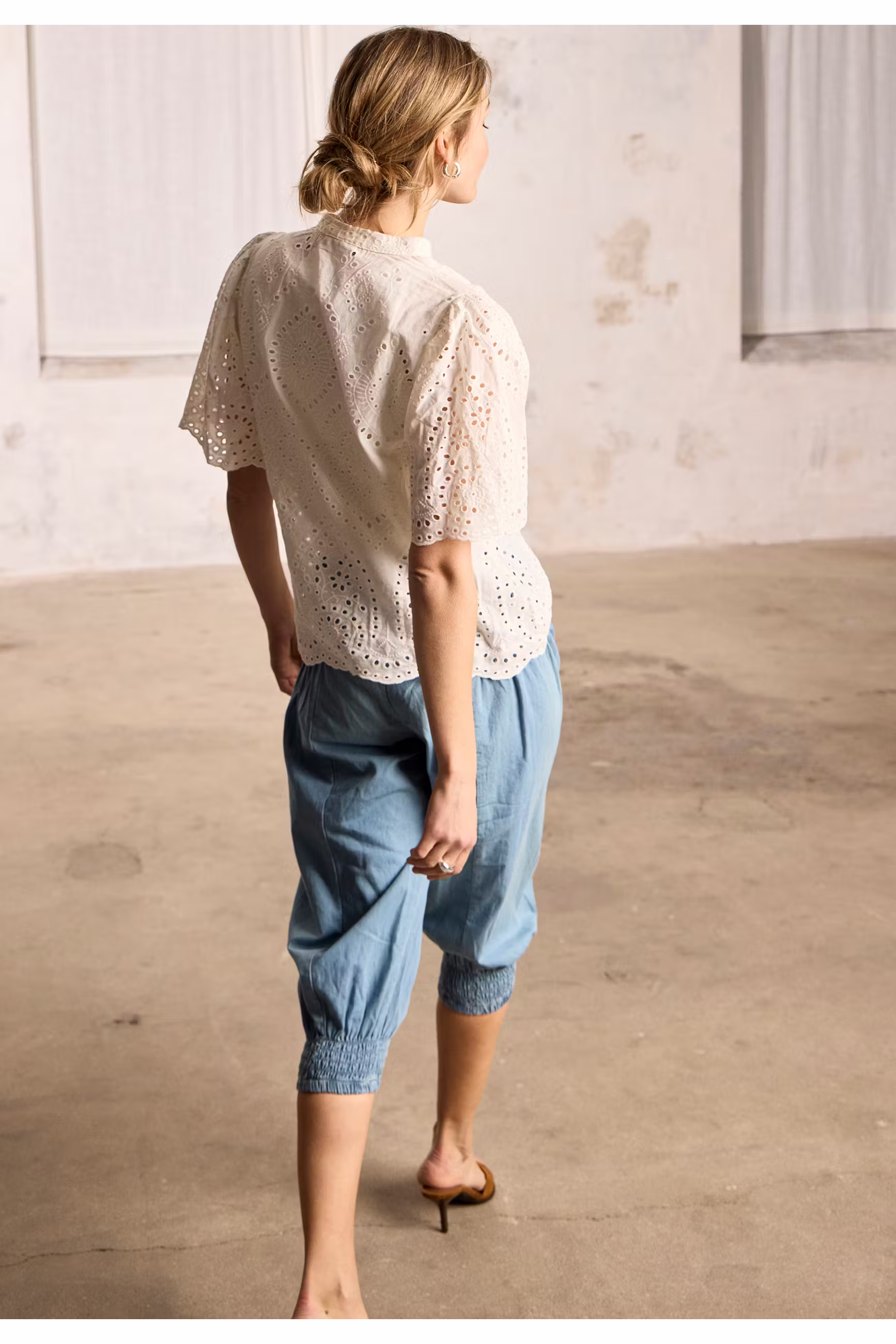 PZJILL Capri pants LOCATION NONE 50210771-200008