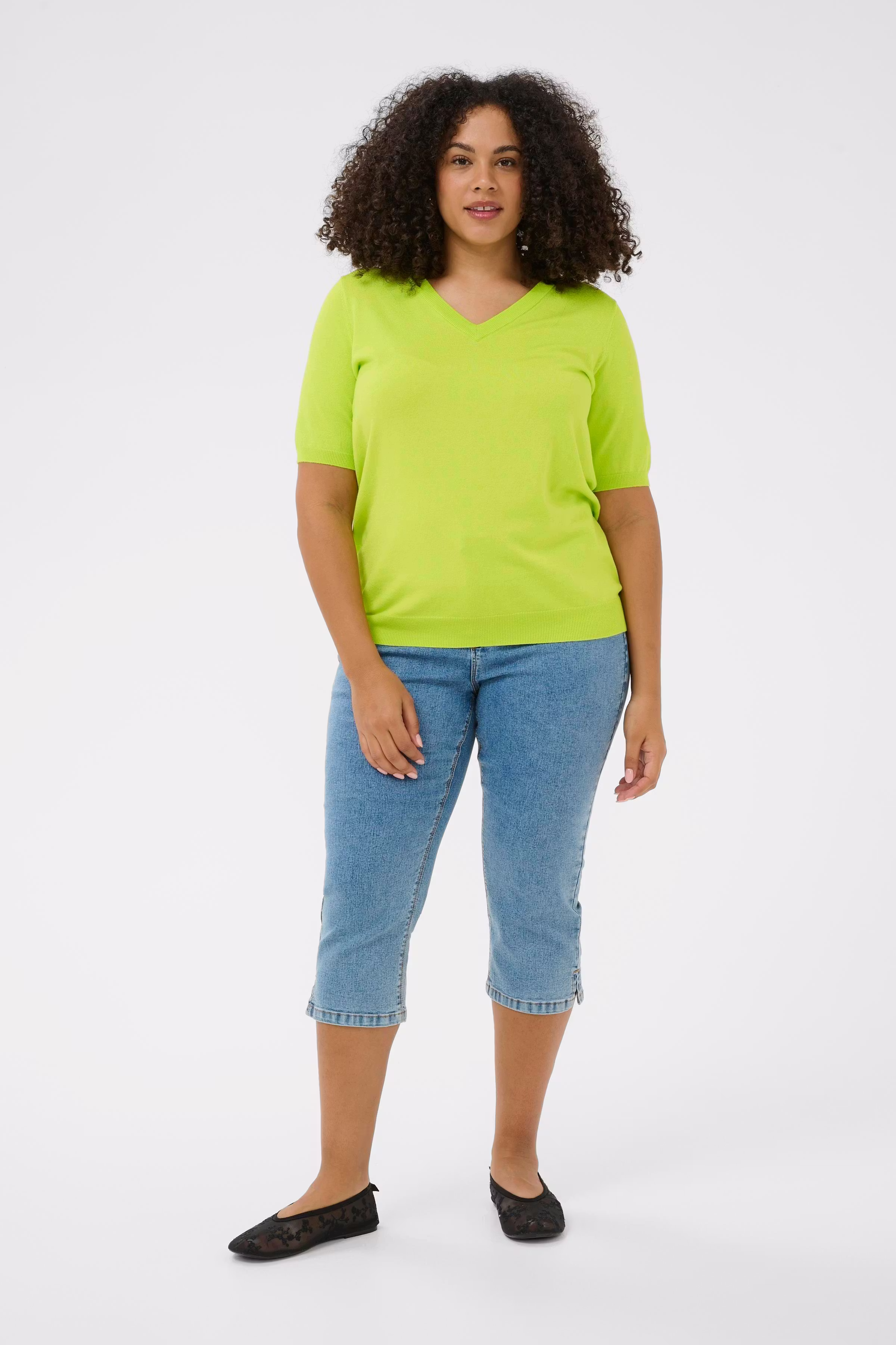 KClizzy Pullover LOOKBOOK FRONT 10582490-130540