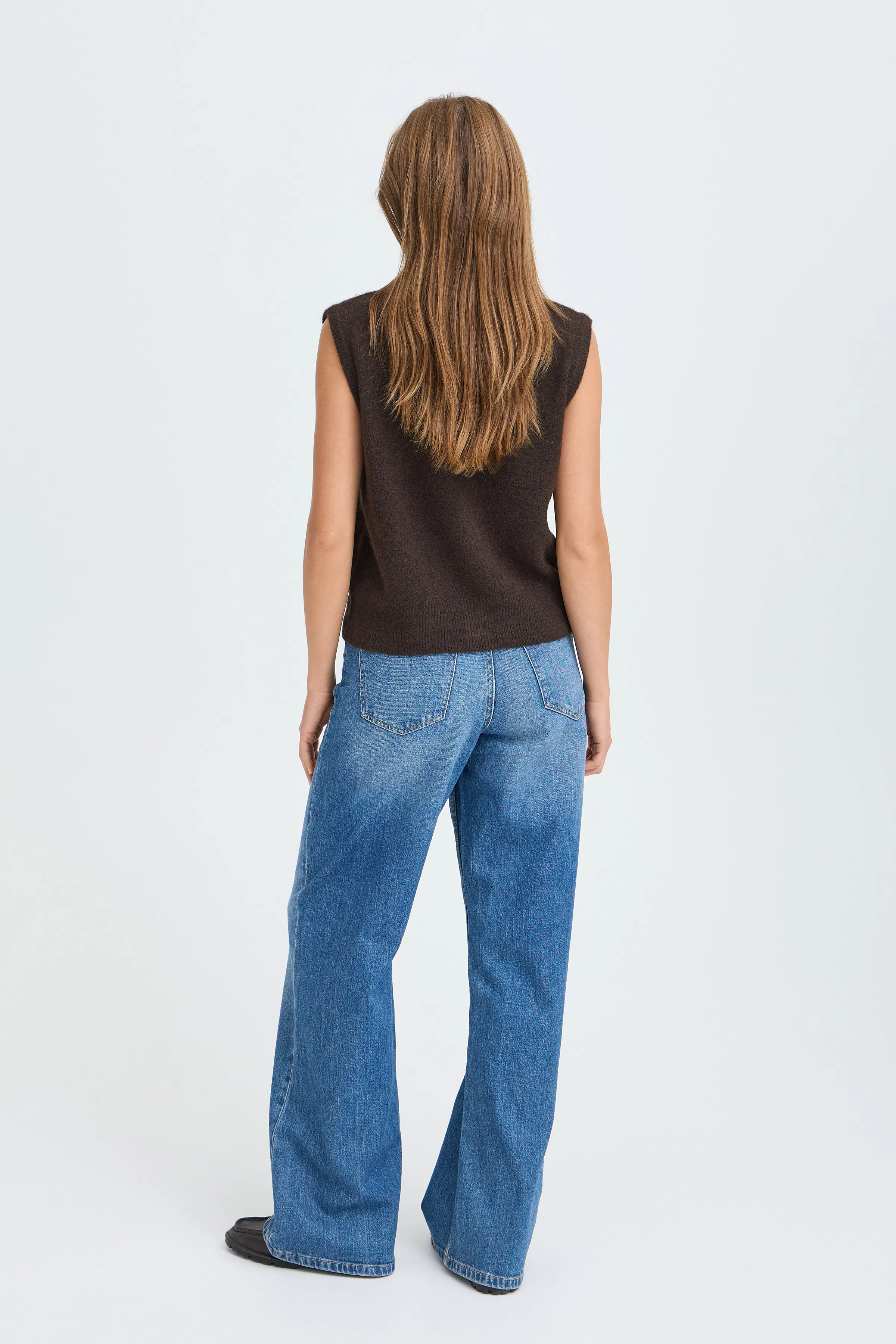 BYOMEA Strikket vest LOOKBOOK BACK 20819113-1910161