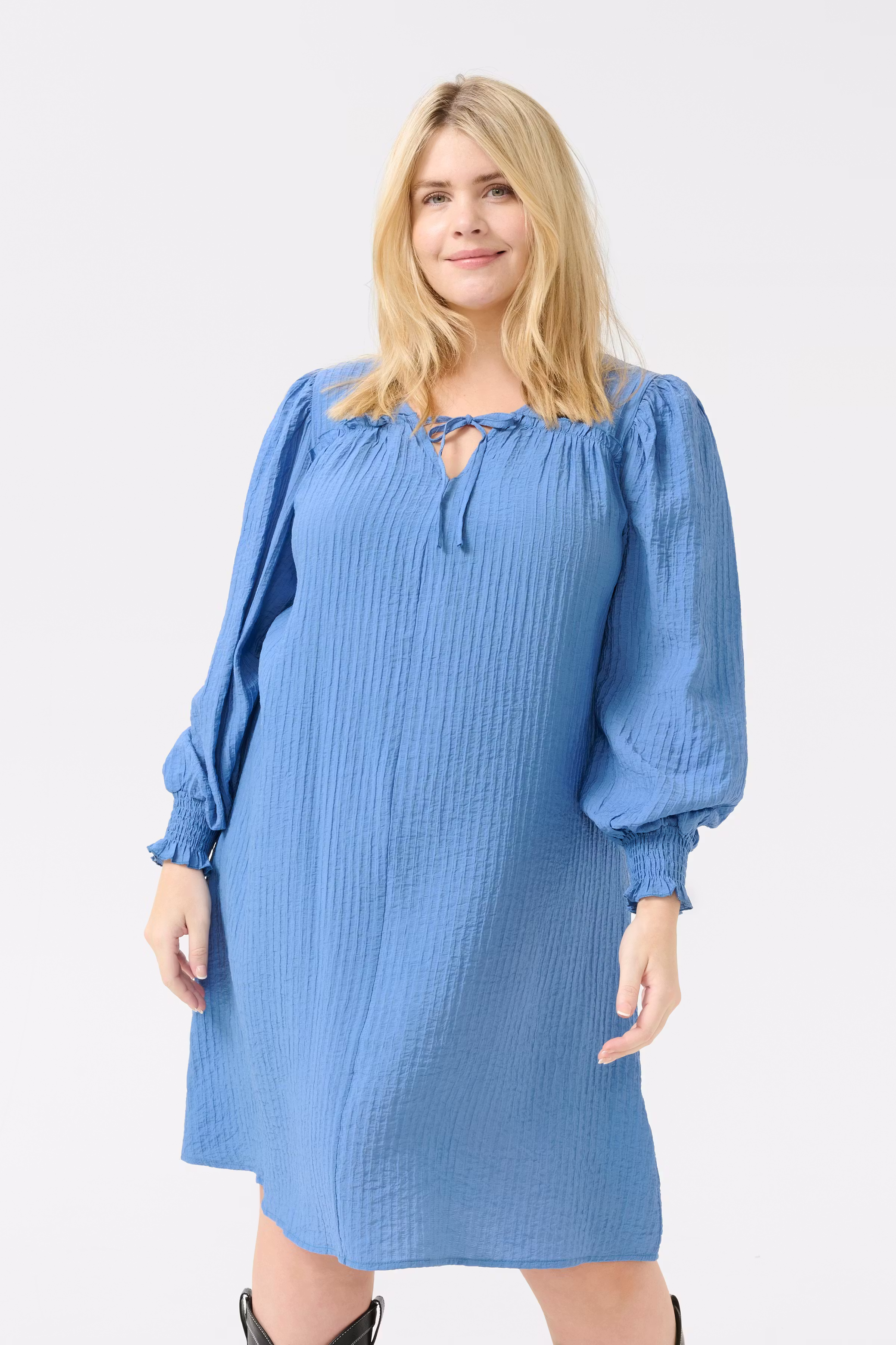 KClinna Robe LOOKBOOK FRONT 10582871-183936