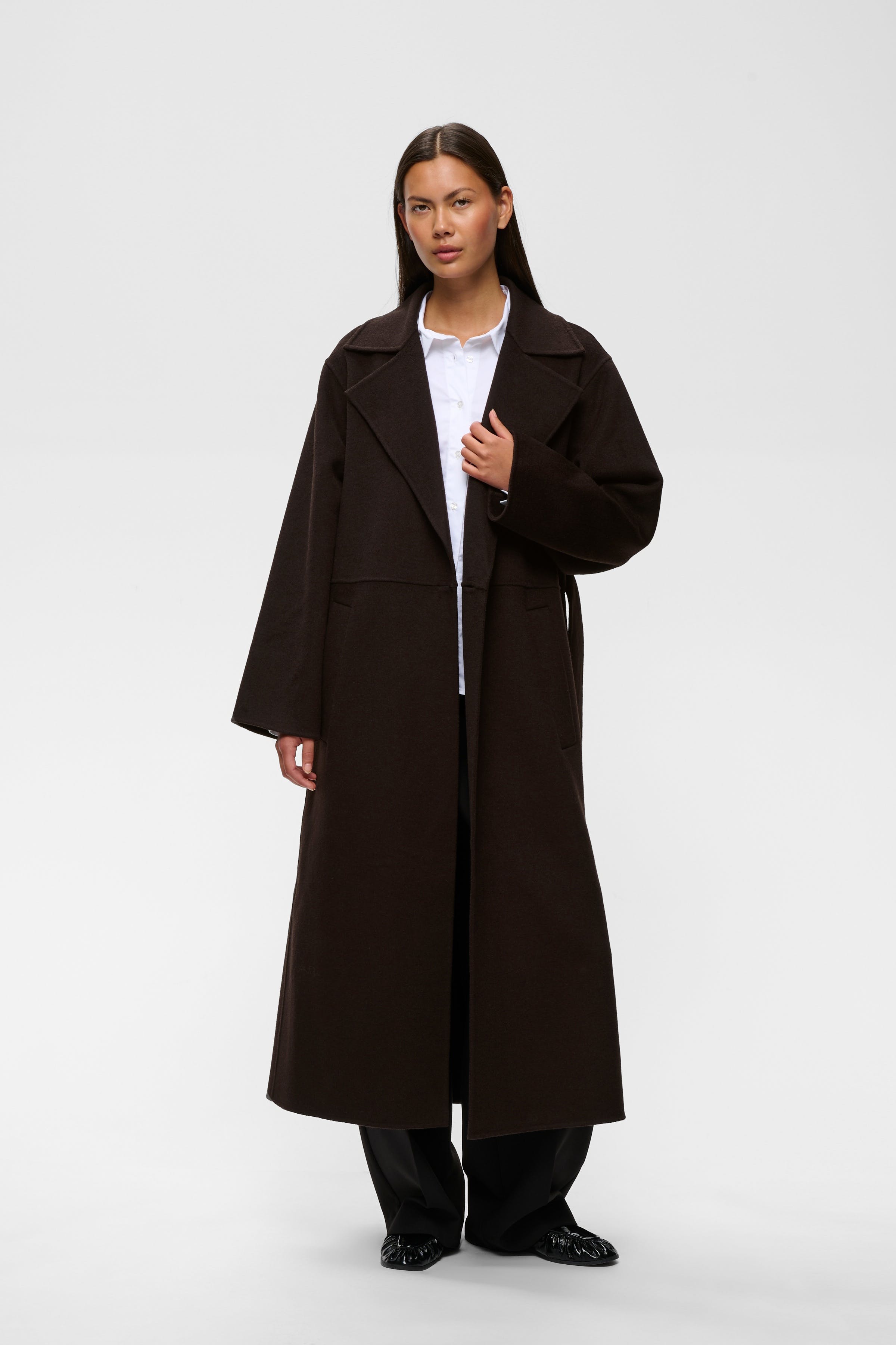 ZILLAIW Coat LOOKBOOK FRONT 30112654-191109