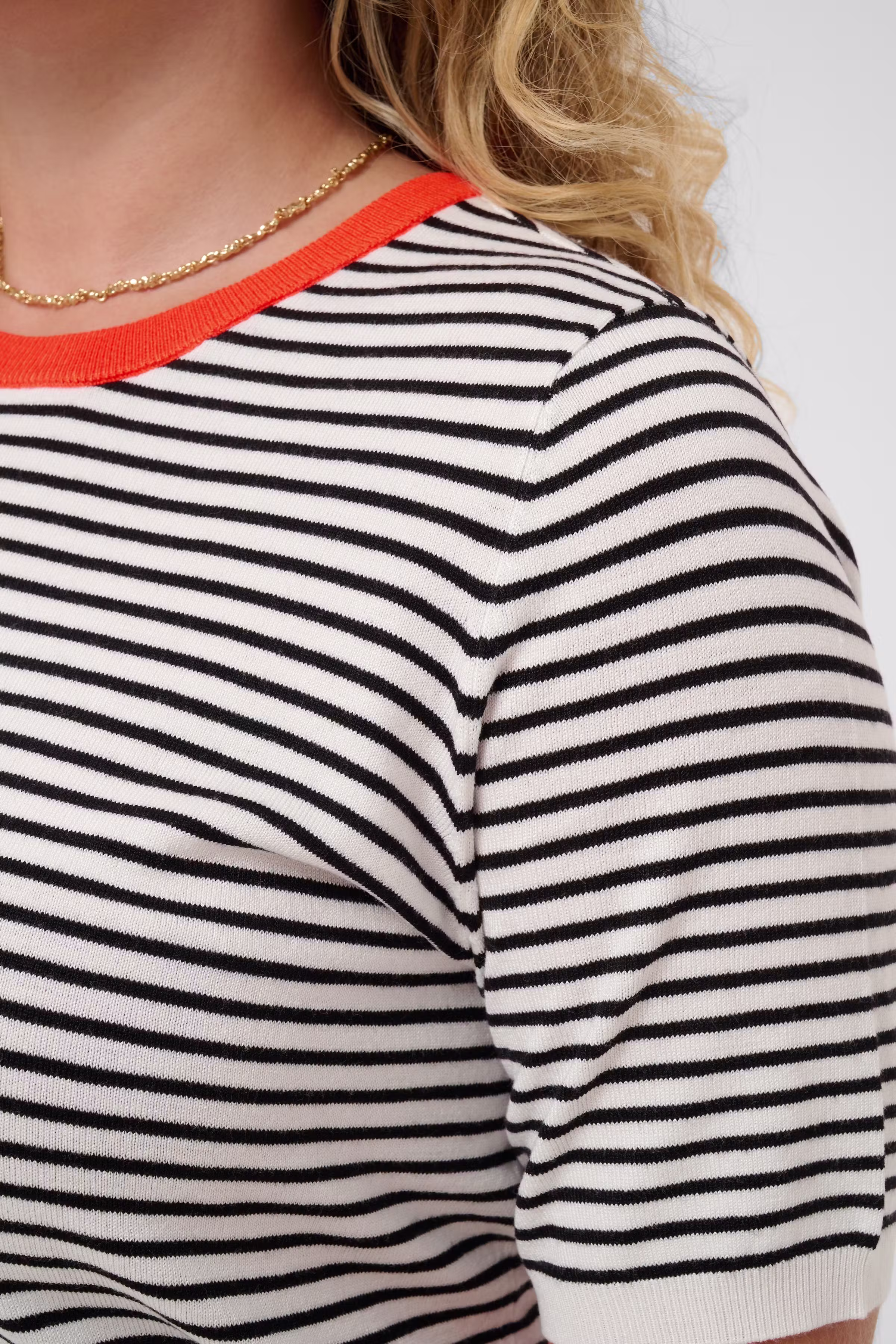 KClizzy Pullover LOOKBOOK DETAIL 10584457-109659