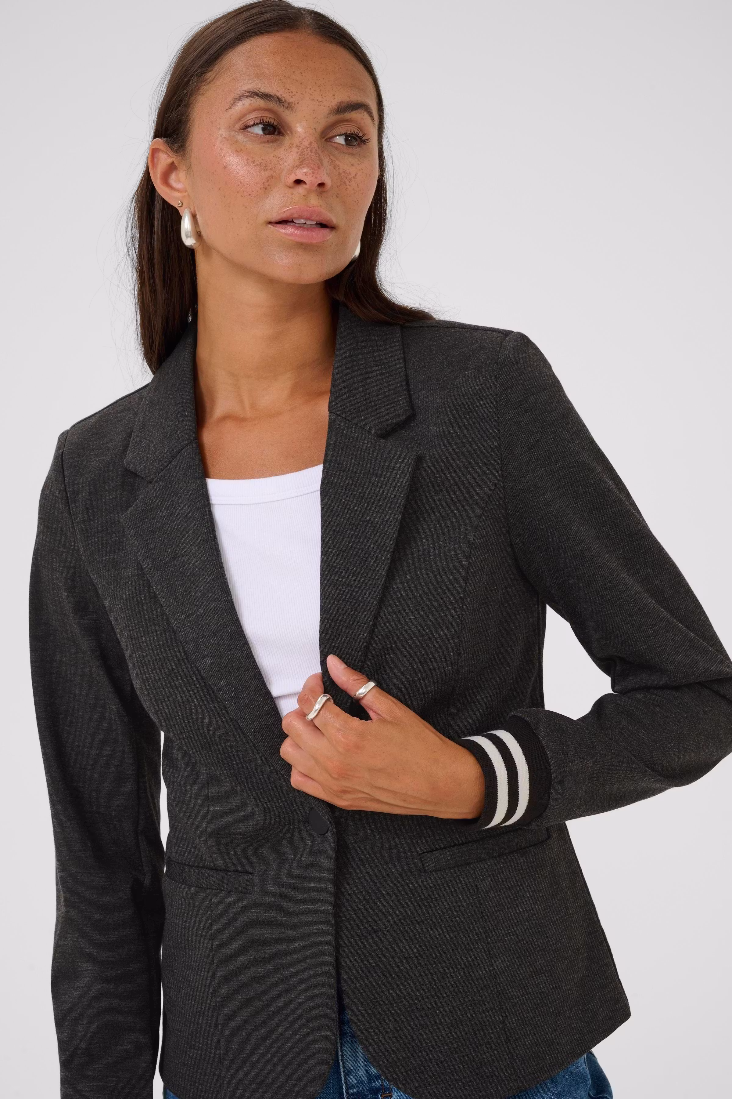 KAKinnie Blazer LOOKBOOK DETAIL 10550800-108803