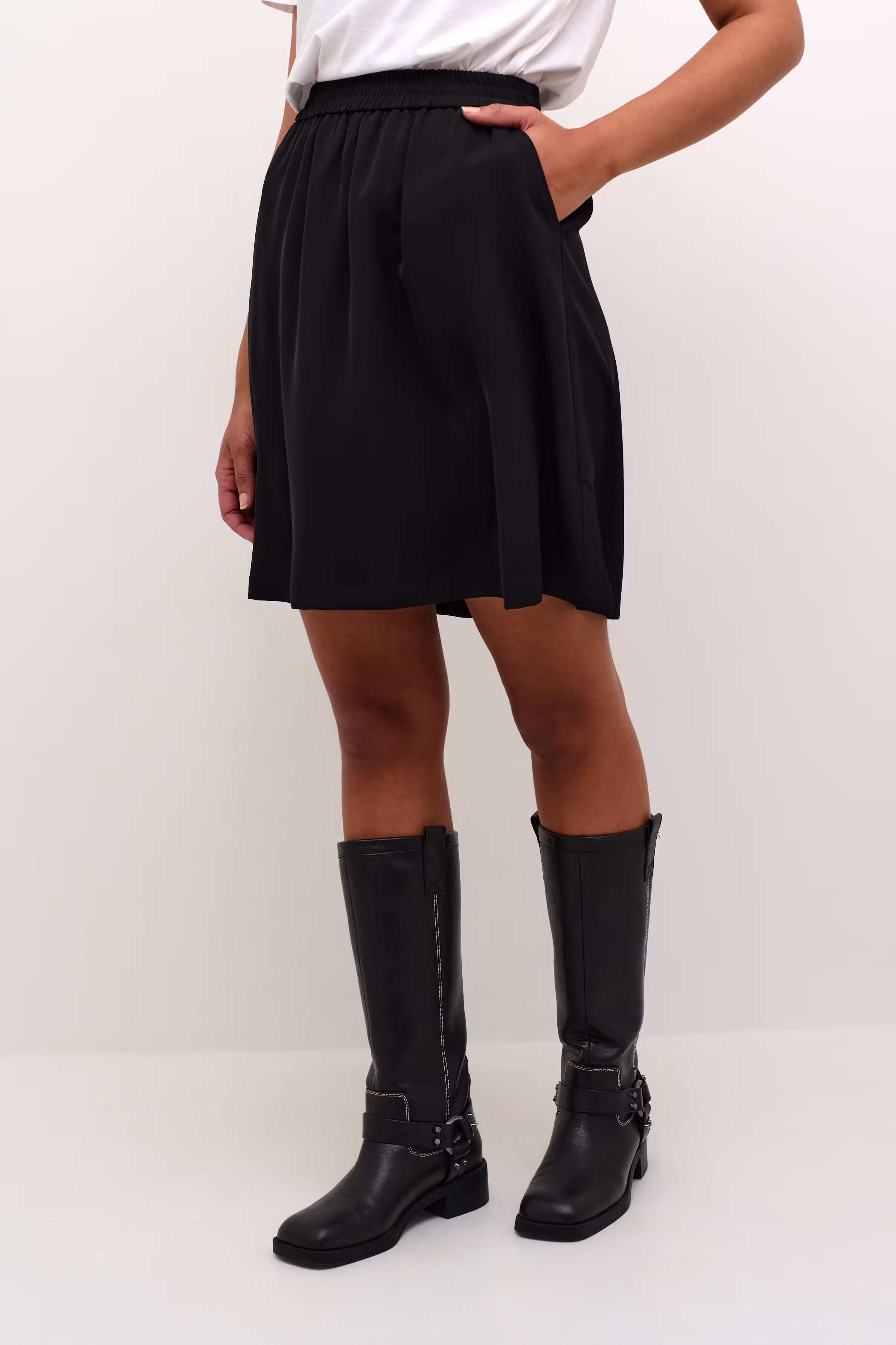 KAsigna Skjørt LOOKBOOK FRONT 10509103-100121