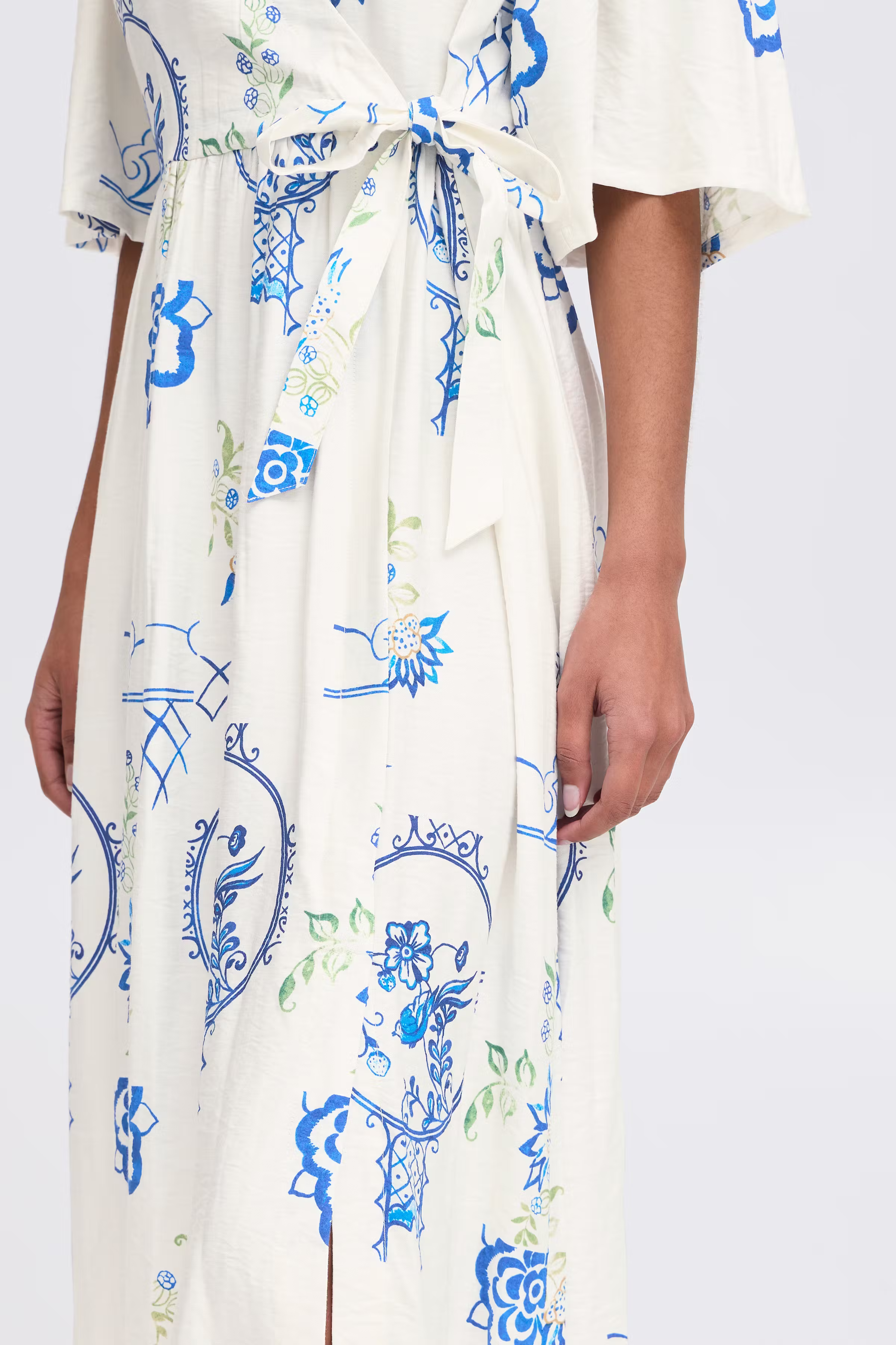 IHLUCIE Kjole LOOKBOOK DETAIL 20122796-204369