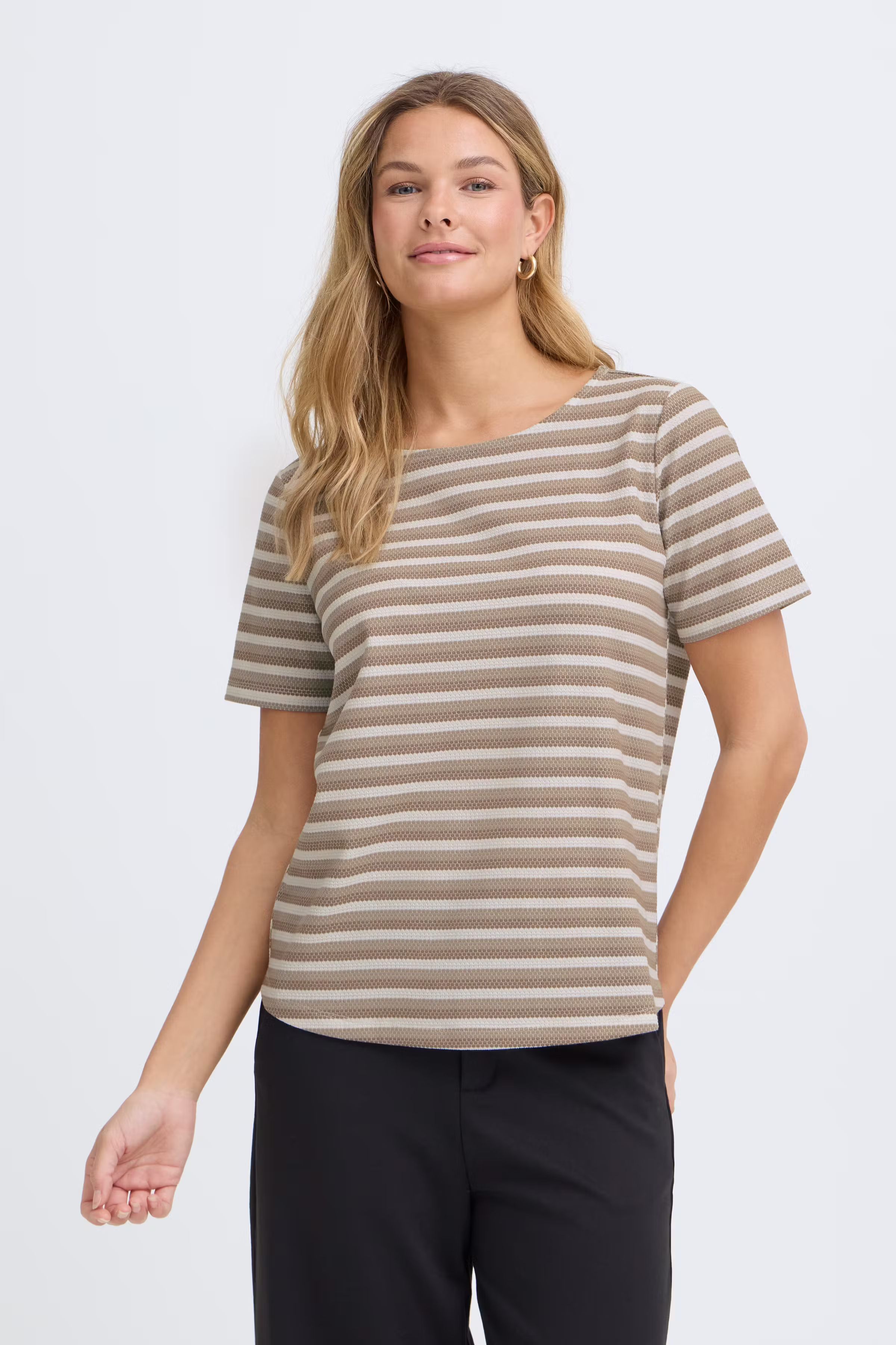 FRJOSIE T-shirt LOOKBOOK FRONT 20615550-900010593