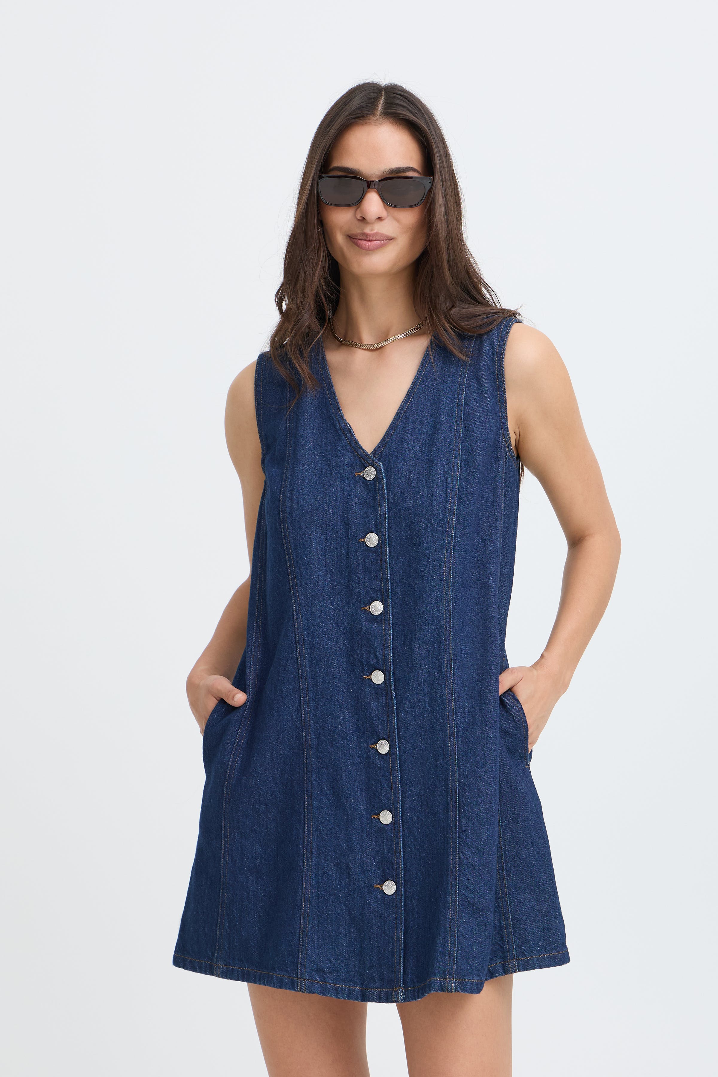 BYLEONE Kjole LOOKBOOK FRONT 20819530-200462