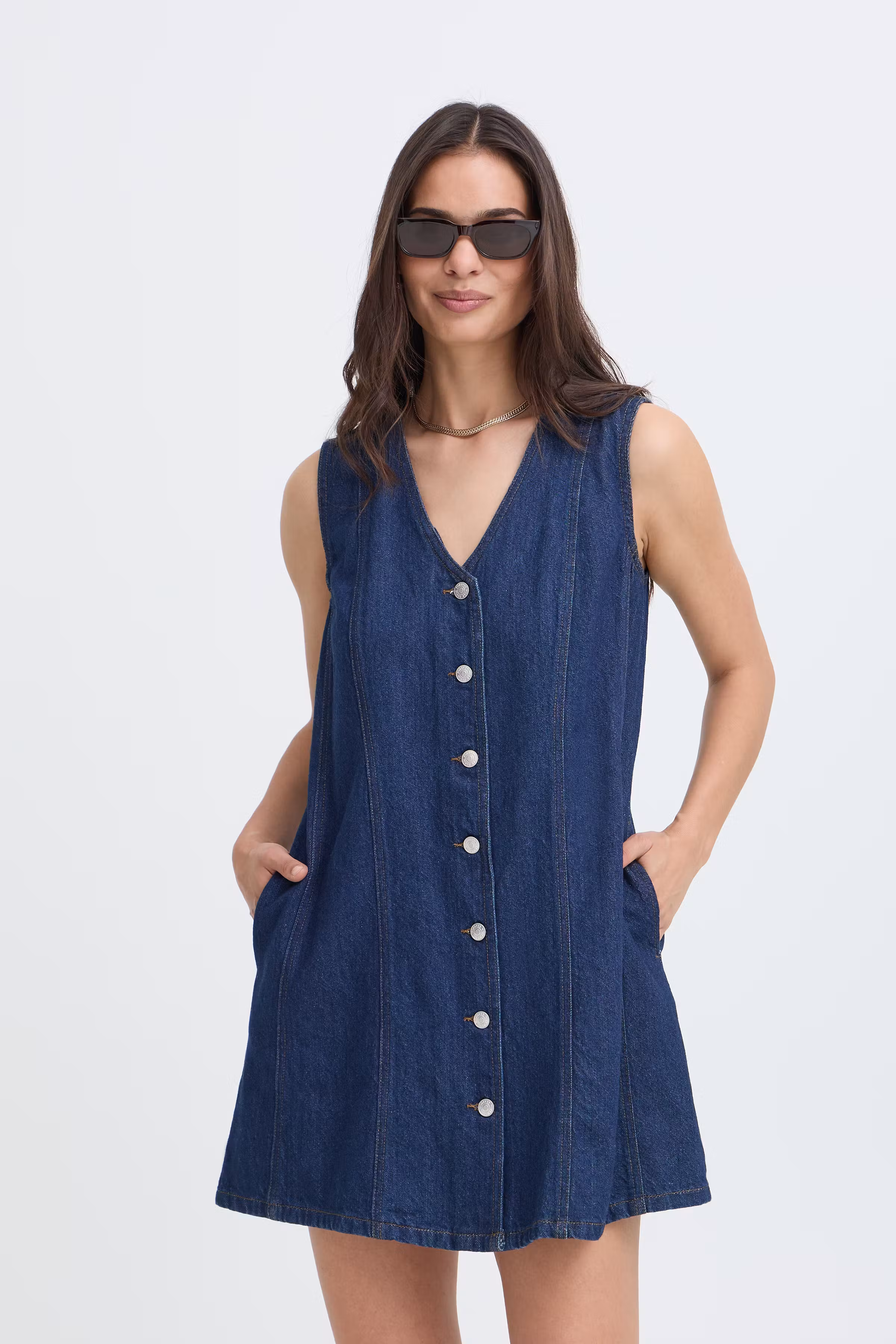 BYLEONE Jurk LOOKBOOK FRONT 20819530-200462