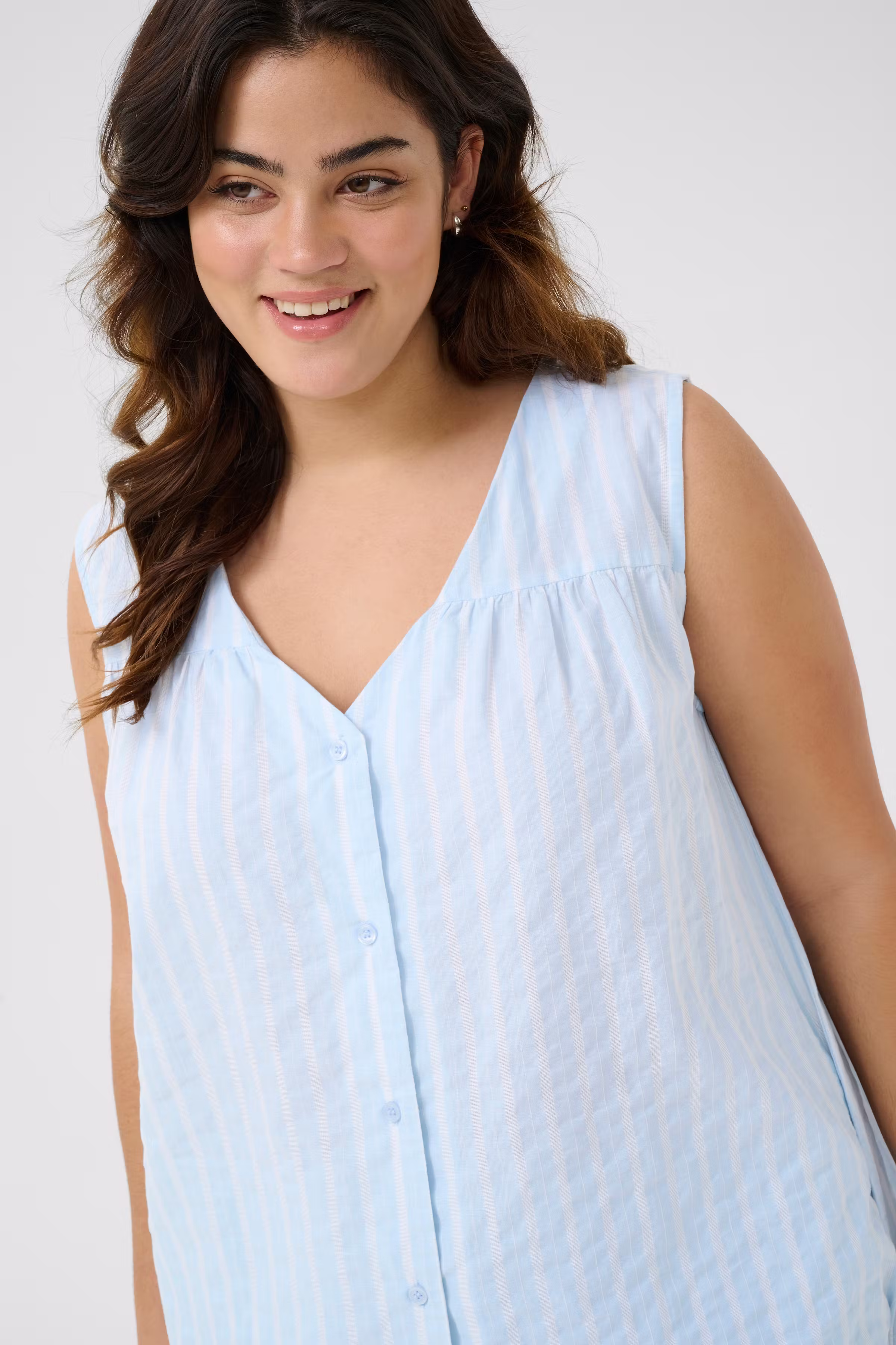 KCsira Blouse LOOKBOOK DETAIL 10583294-107492