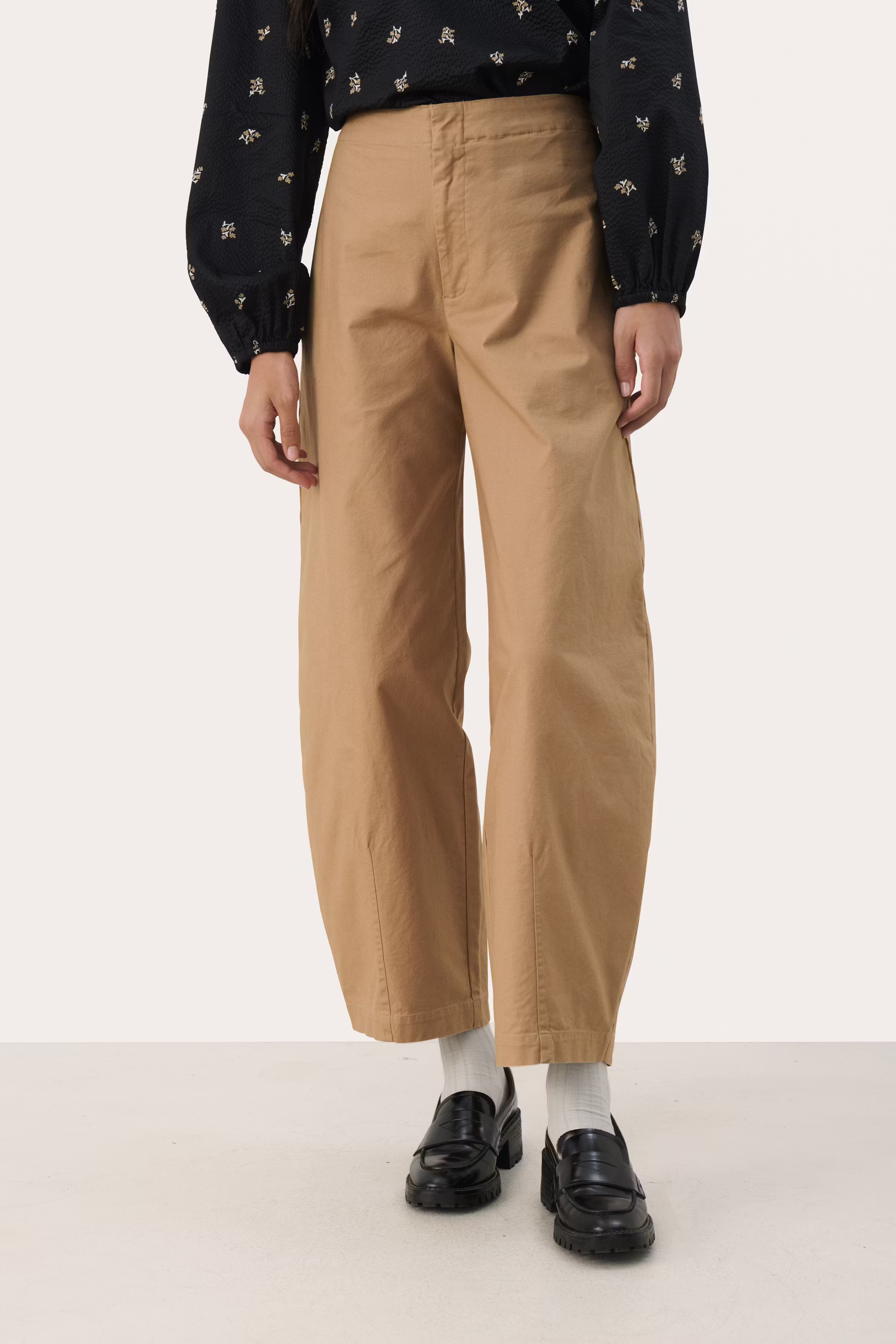 LaurynPW Bukser LOOKBOOK FRONT 30309315-171325