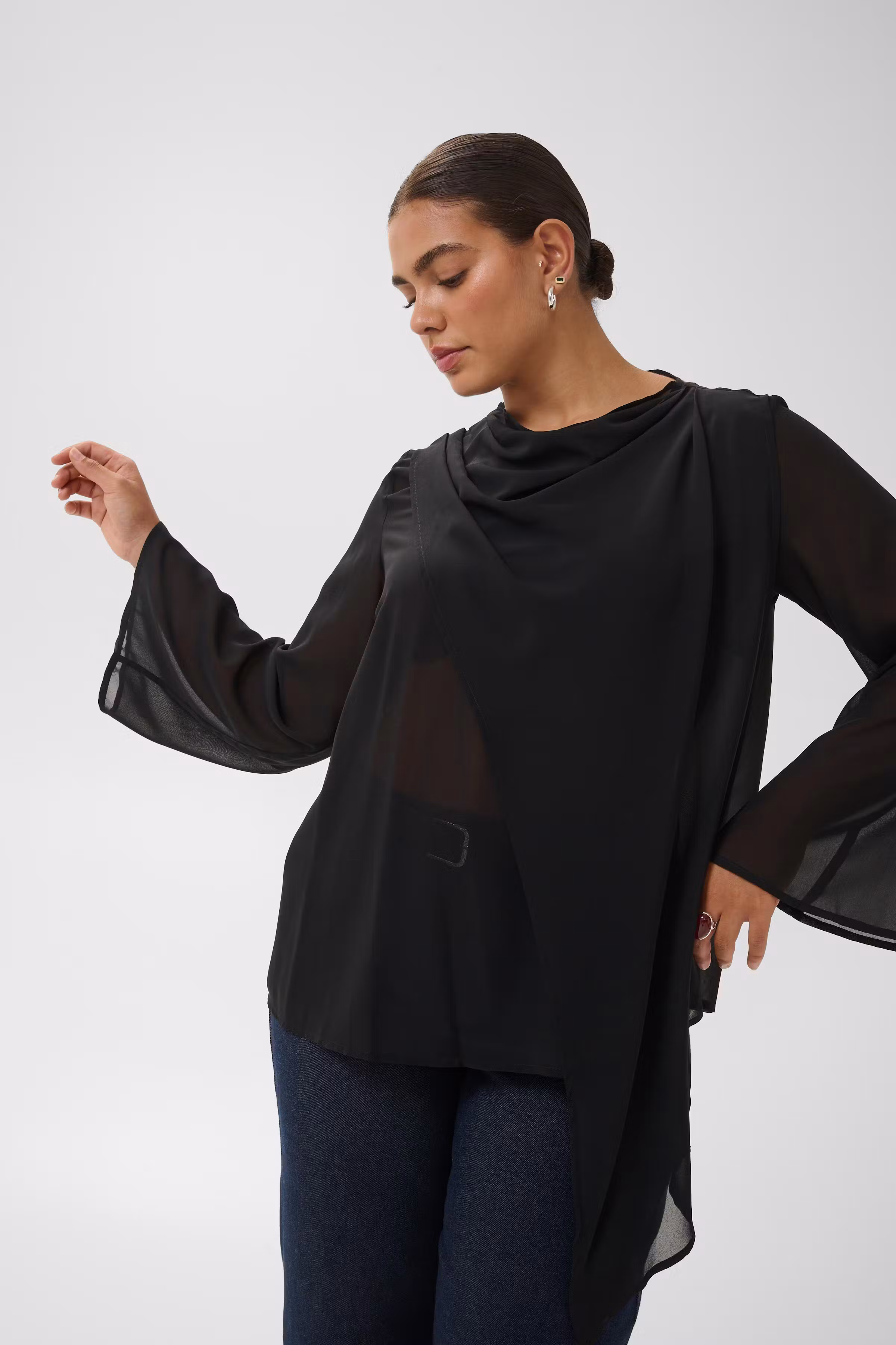 KCeliana Bluse LOOKBOOK DETAIL 10584564-100121