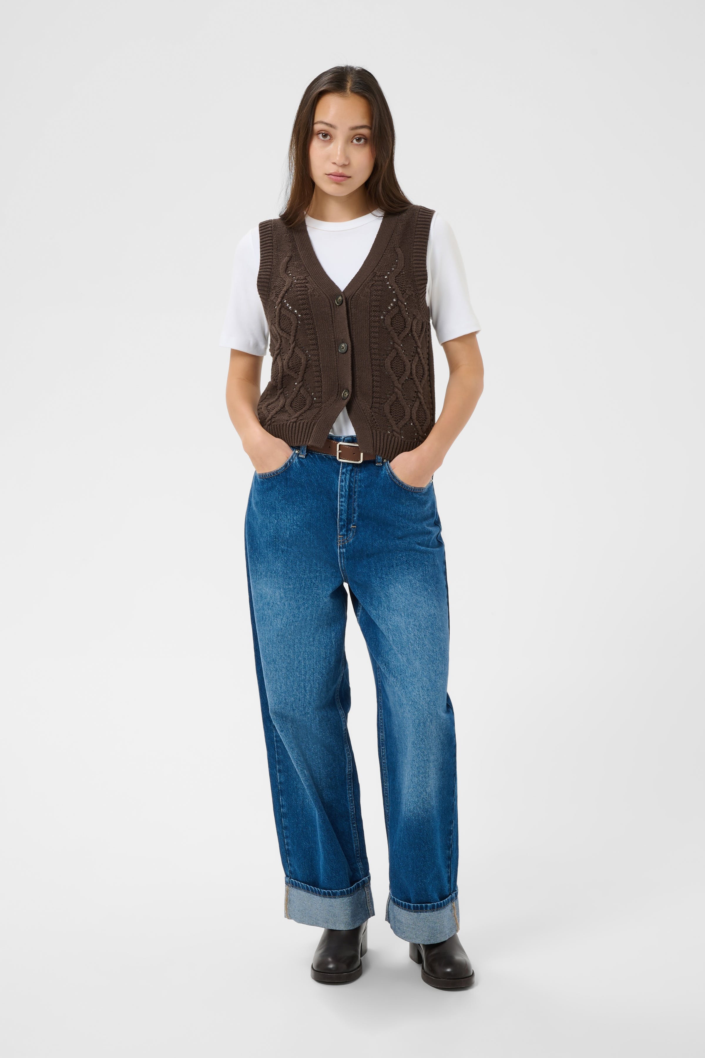 ChristinPW Vest LOOKBOOK FRONT 30310791-191106