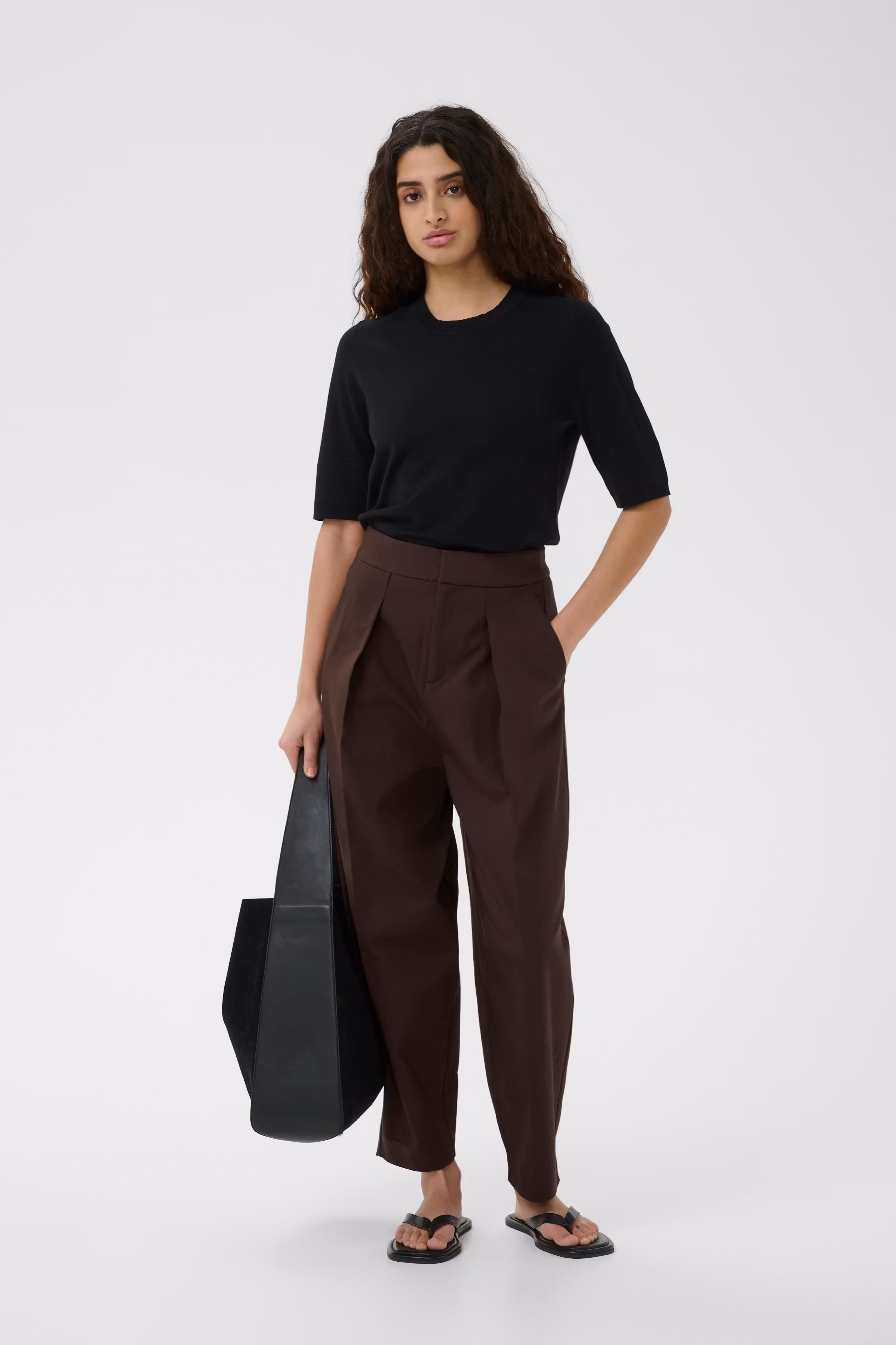 ZellaIW Barrel Trousers LOOKBOOK FRONT 30107207-190915