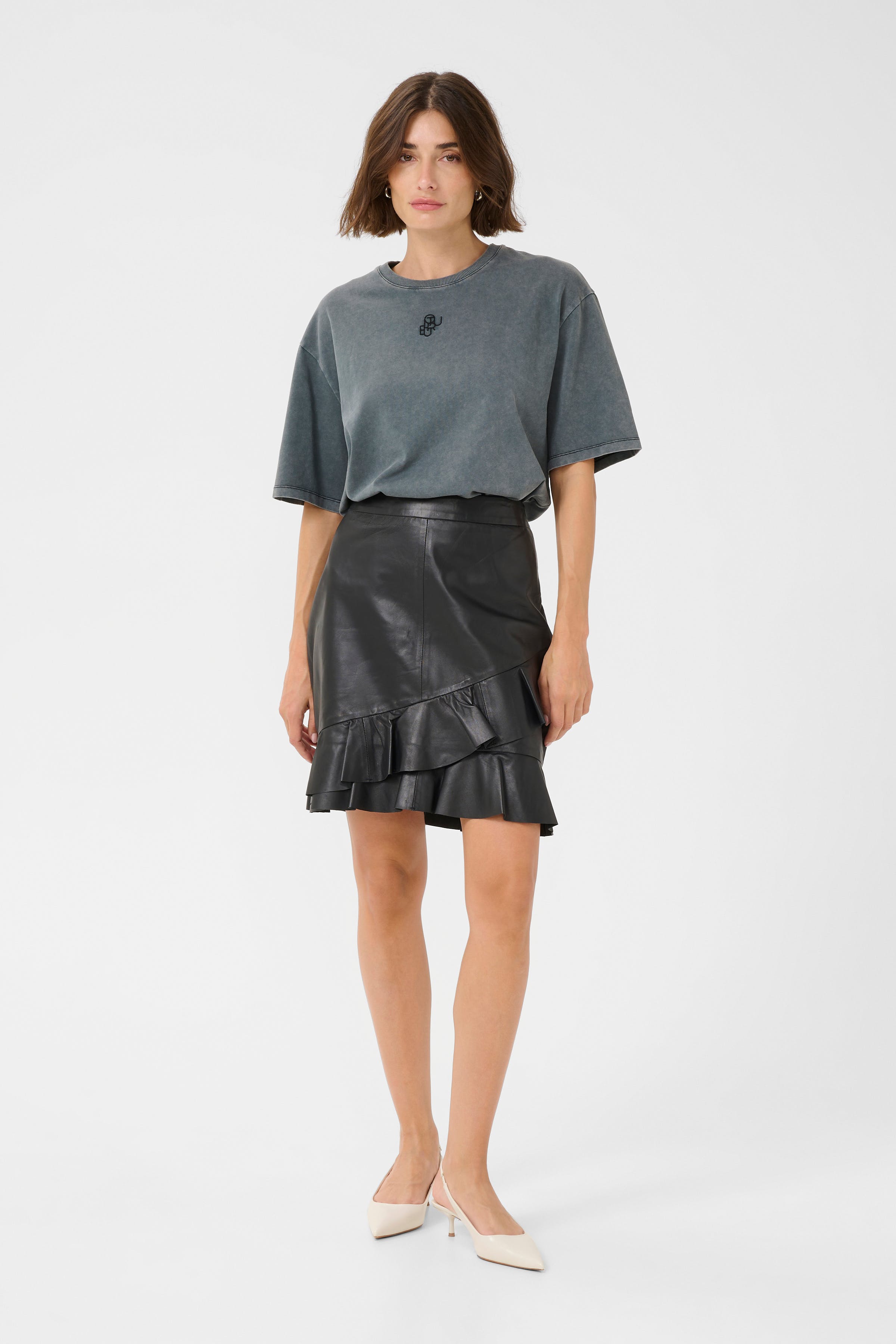 CUatam Leather skirt LOOKBOOK FRONT 50112122-500012