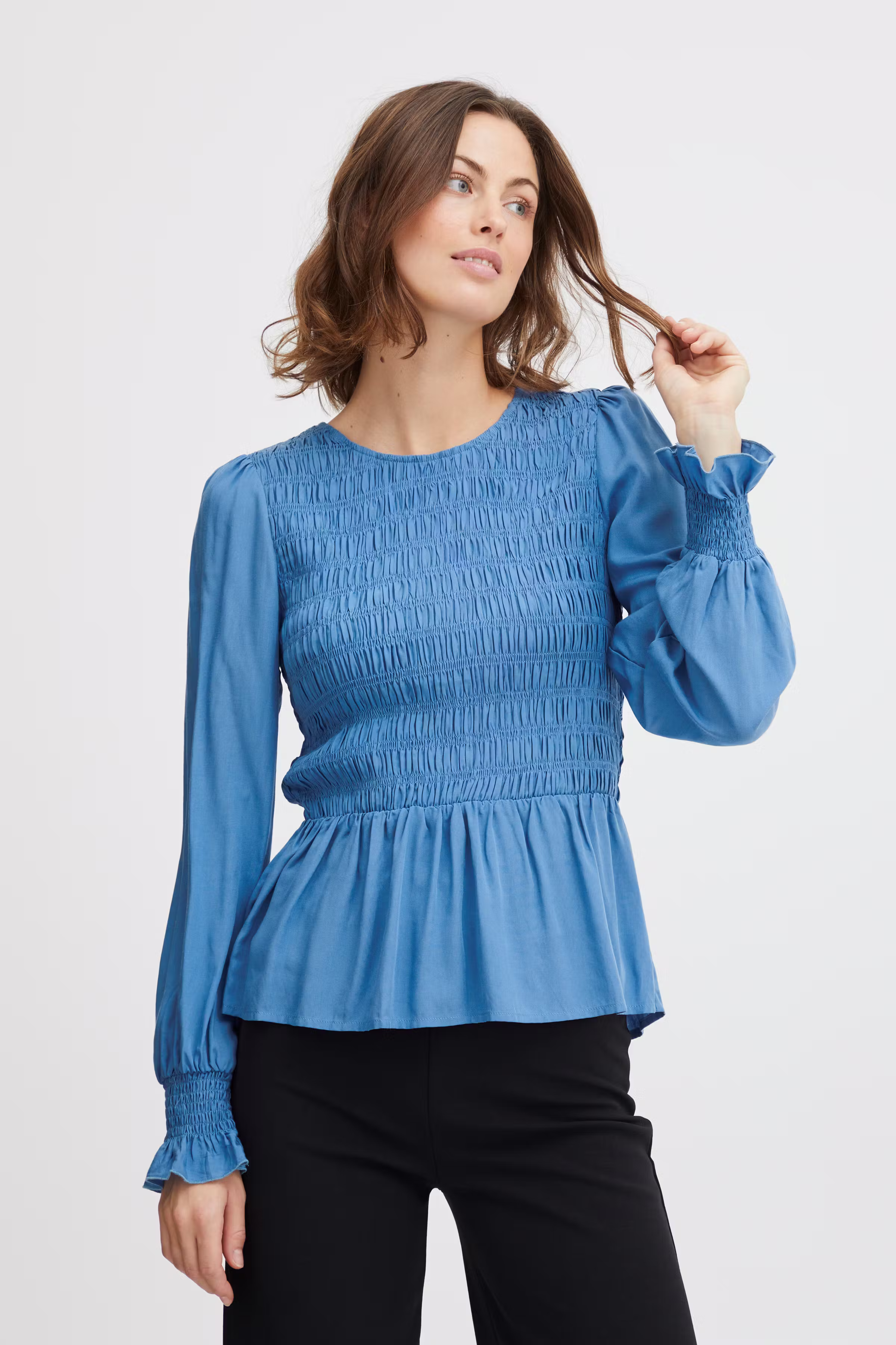 FXCIRLE Bluse LOOKBOOK FRONT 20612364-174030