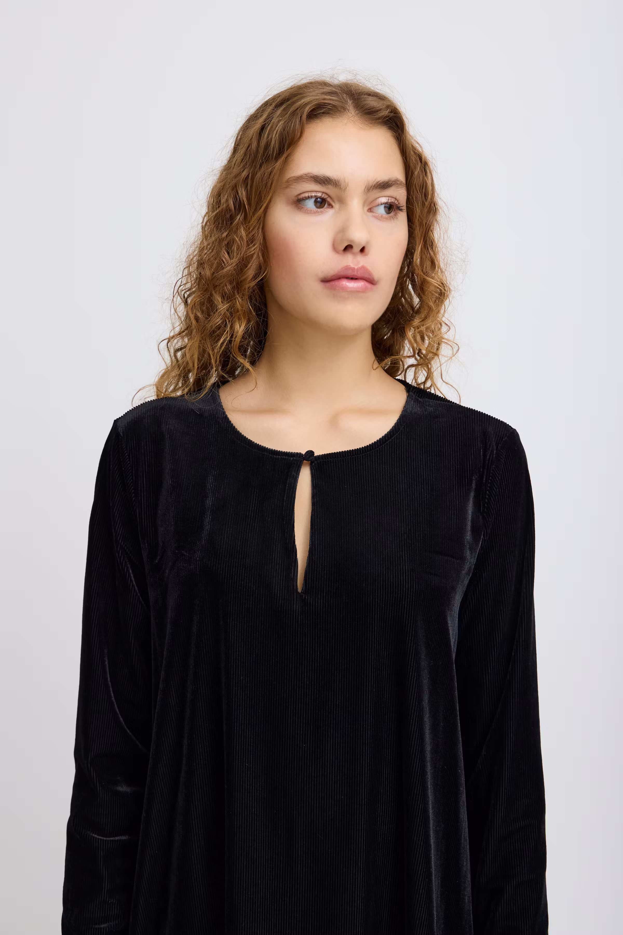 IHSOFTIE Kjole LOOKBOOK DETAIL 20122253-194008