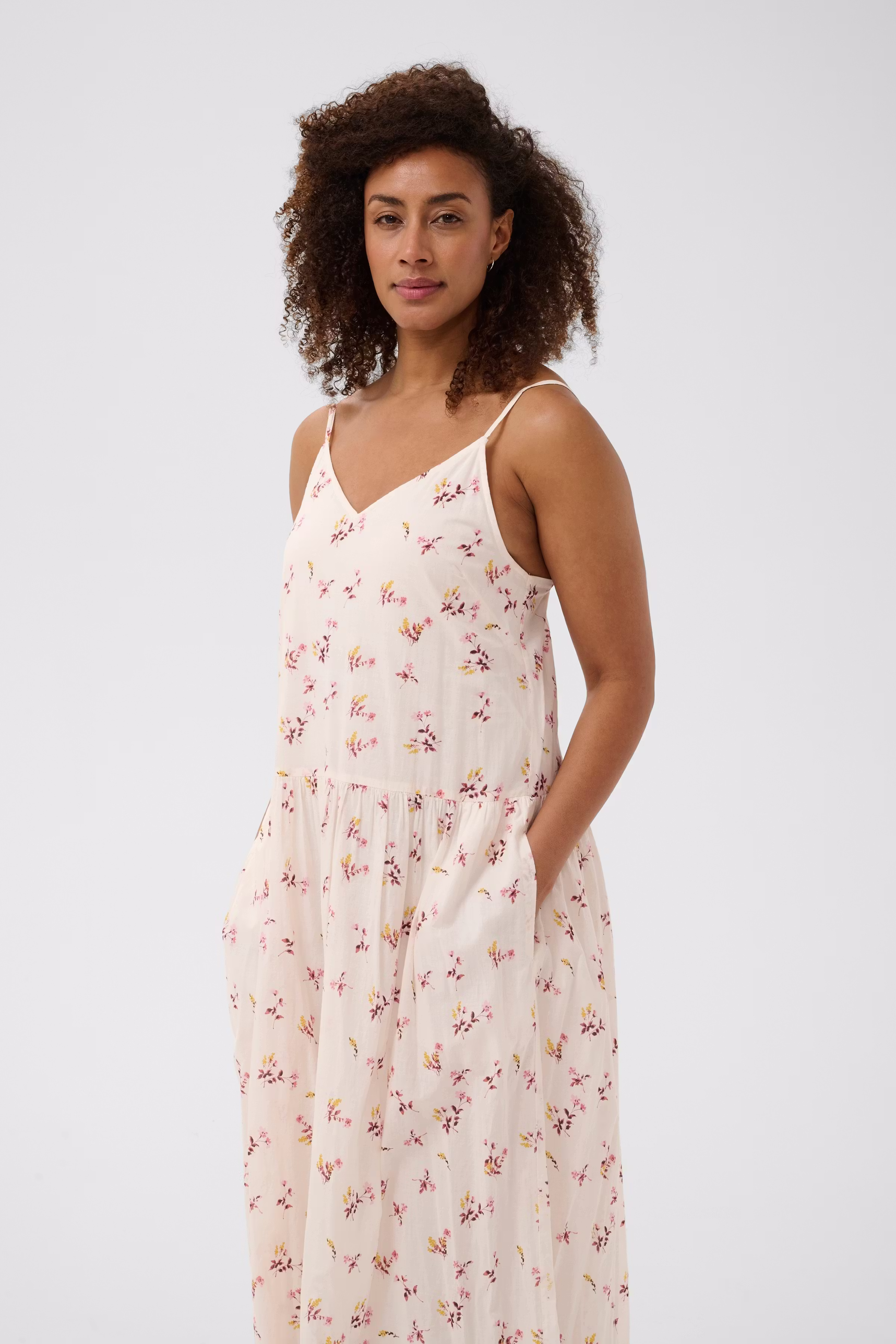 BrundaPW Kjole LOOKBOOK FRONT 30310553-304964