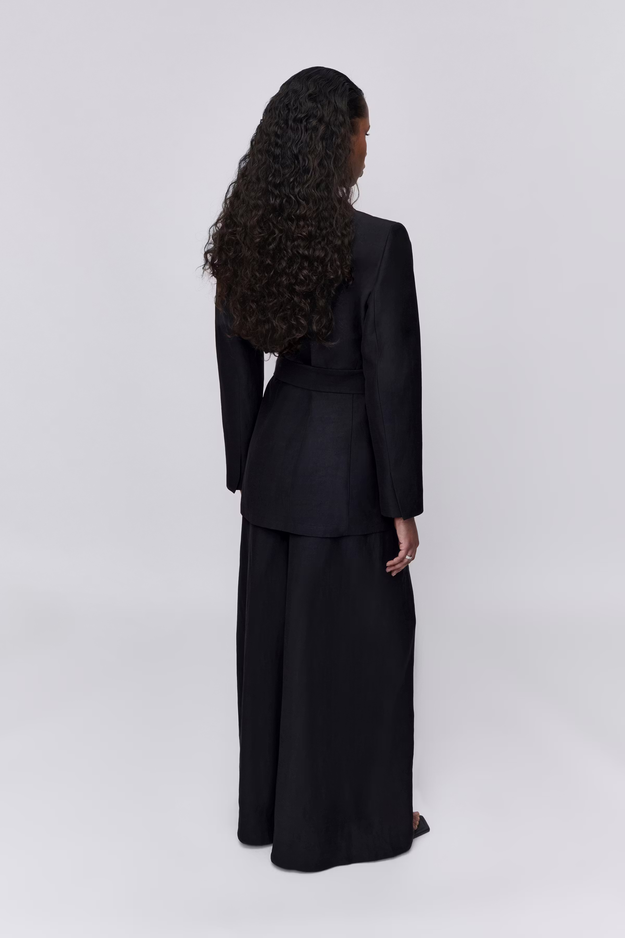 PHAEDRA Trousers LOOKBOOK BACK 30600642-BK999