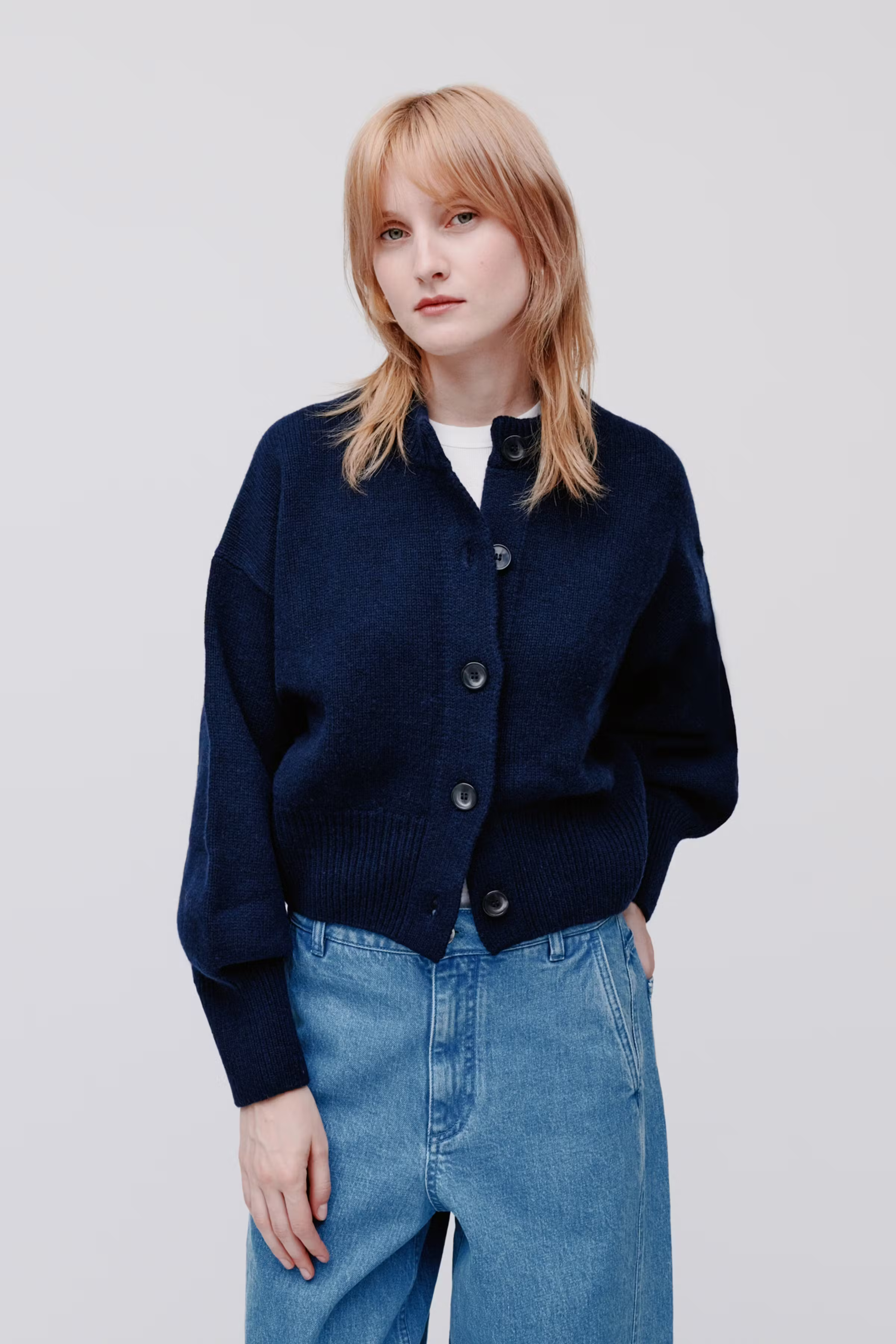 KARMA Cardigan LOOKBOOK FRONT 30600599-BL900