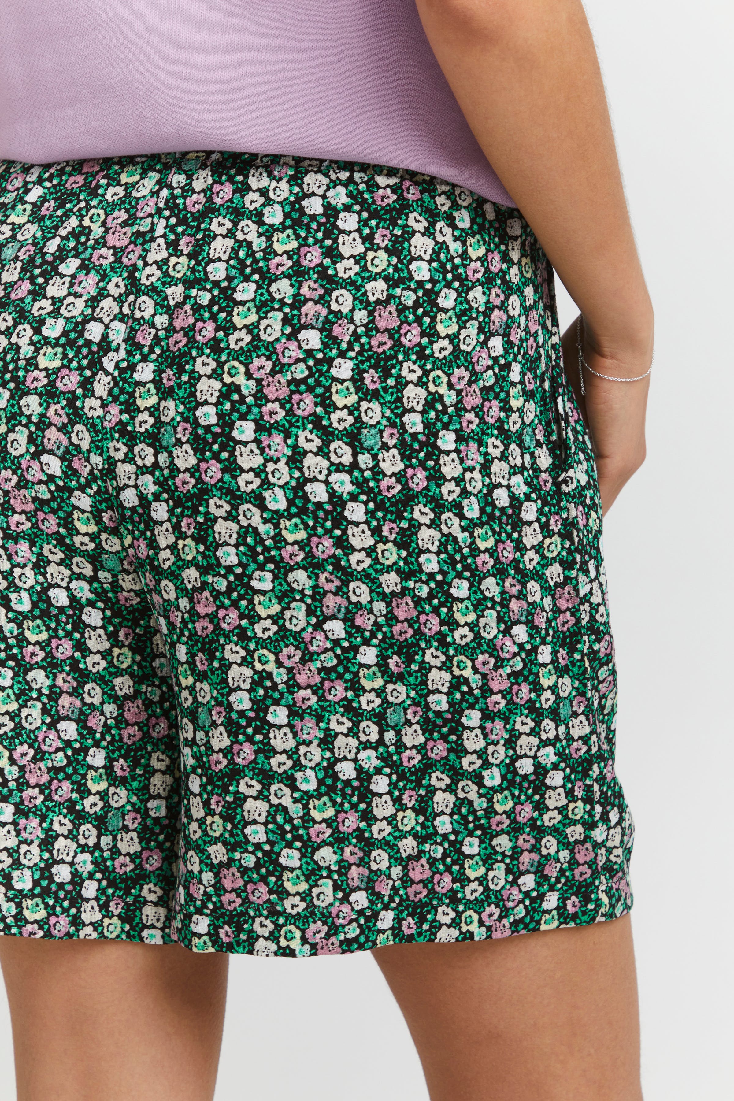 IHMARRAKECH Shorts LOOKBOOK DETAIL 20116175-201183
