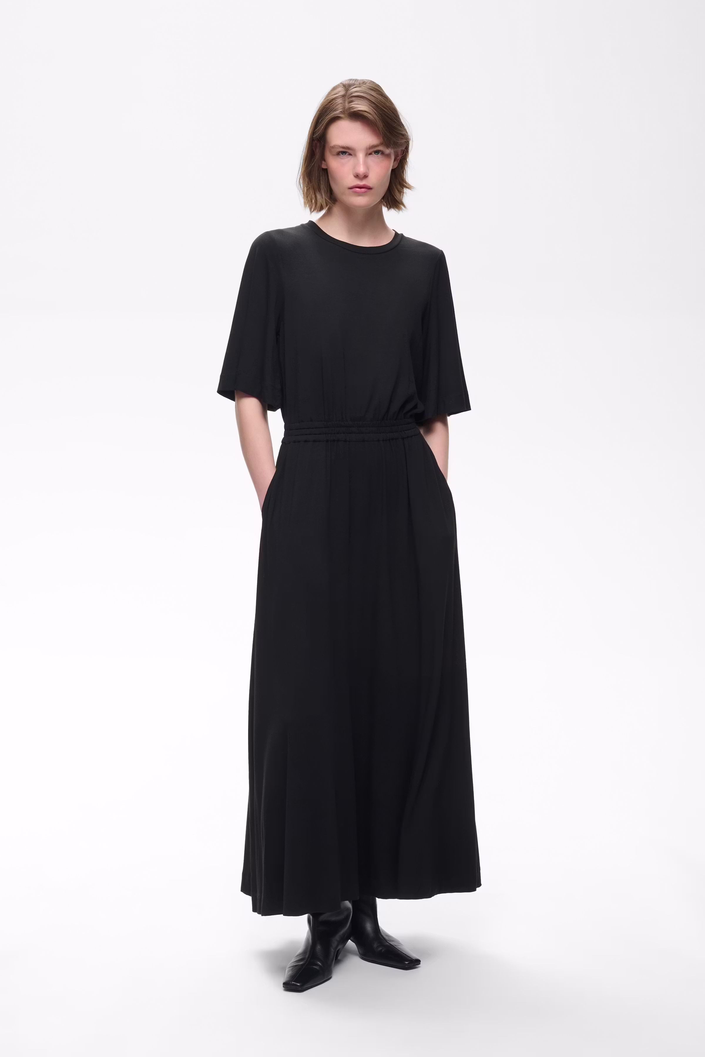 TalishaIW Klänning LOOKBOOK FRONT 30111320-194008